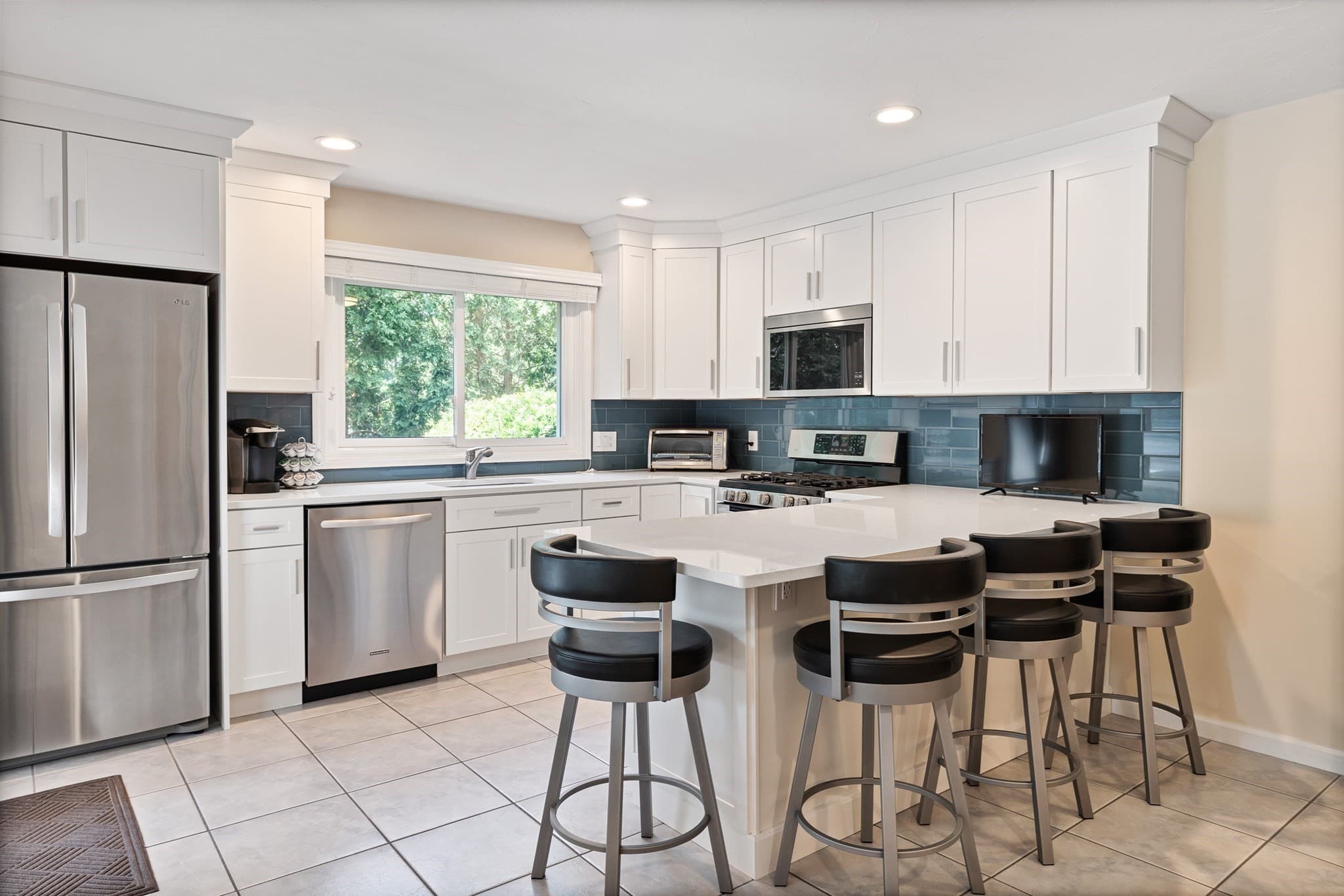 Condominium at 244 Algonquin Trail # D, Ashland MA 01721, Ashland, photo 9 of 25