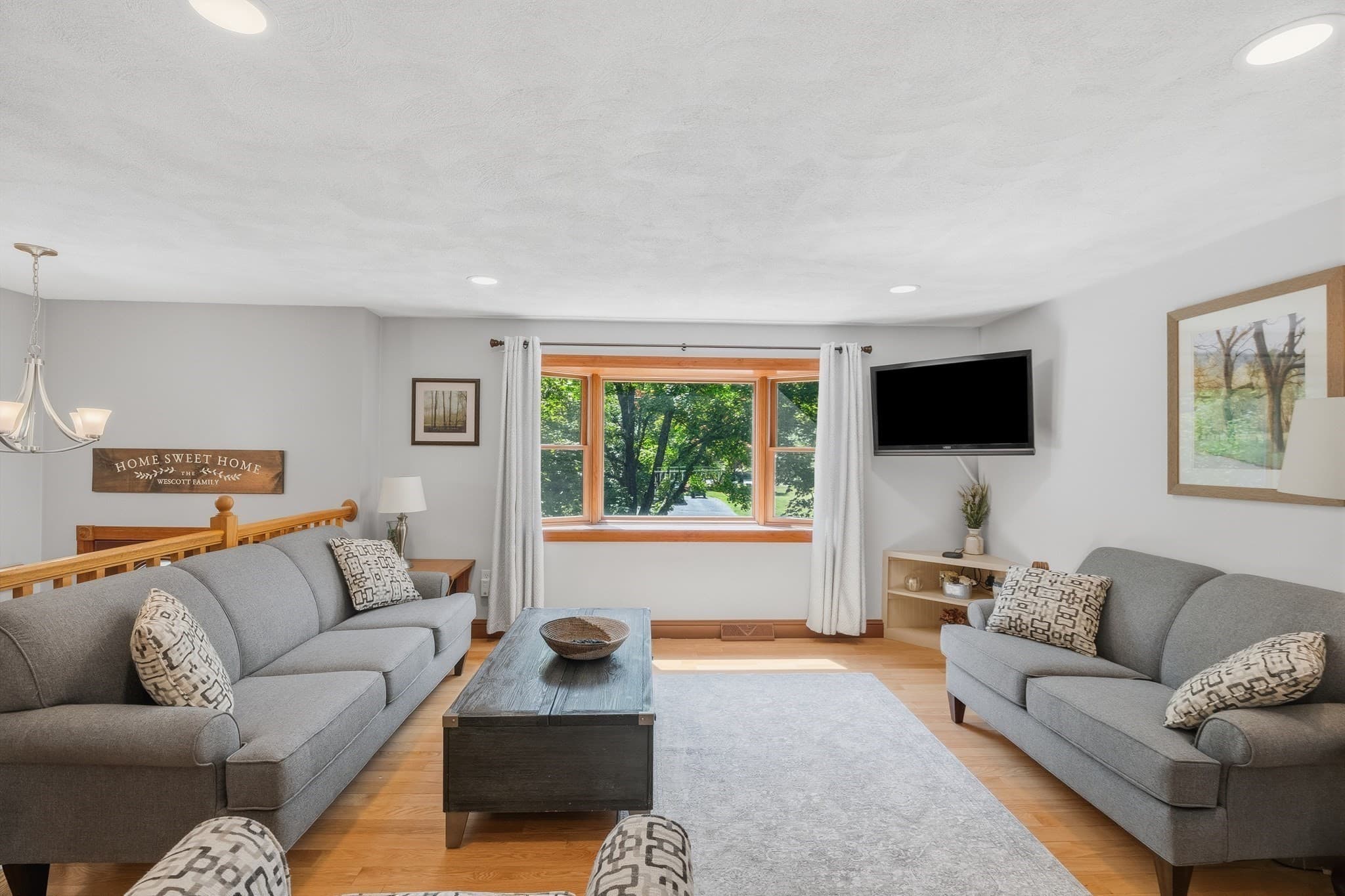Single Family Residence at 37 Bart, Billerica MA 01862, Billerica, photo 3 of 33