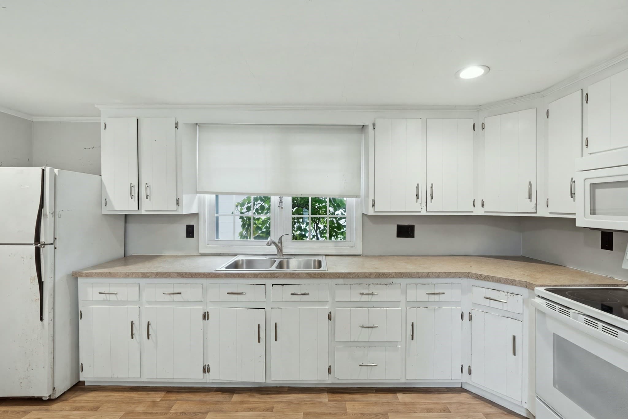 Single Family Residence at 4052 Main St, Palmer MA 01079, Palmer, photo 7 of 23