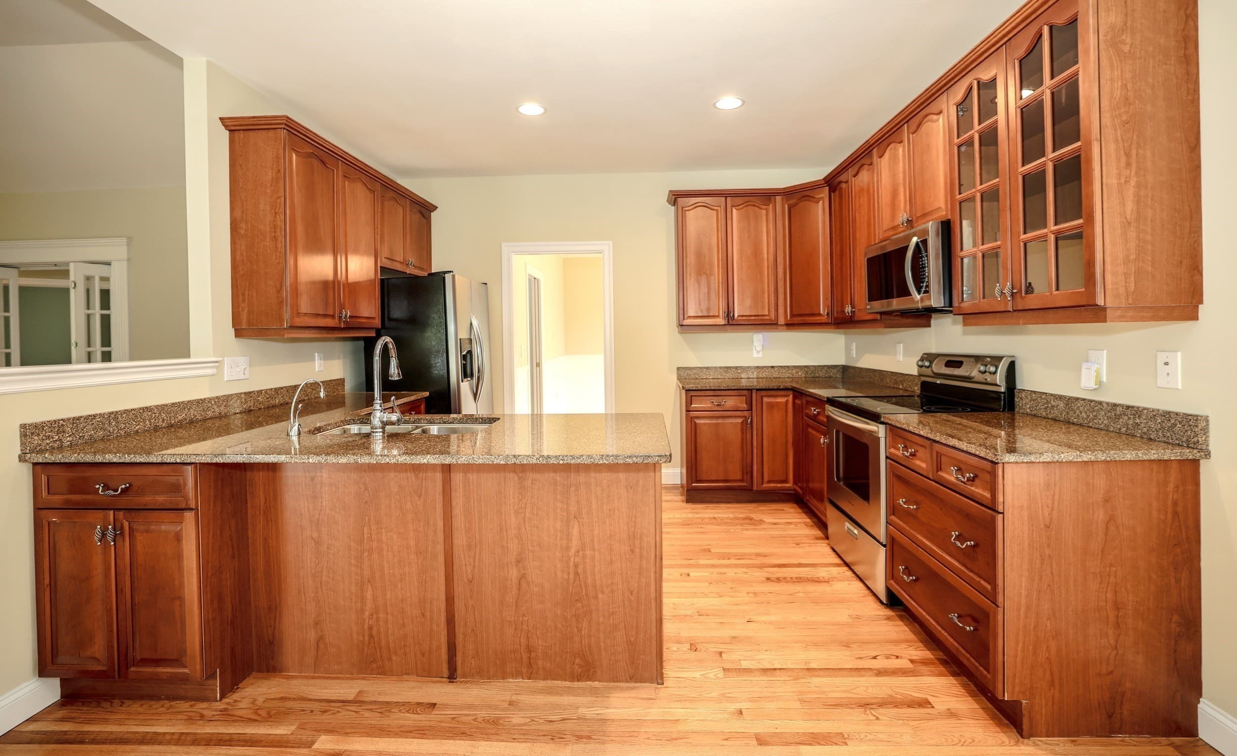 Condominium at 4 Elmwood Way # 14, Amherst NH 03031, Amherst, photo 11 of 39