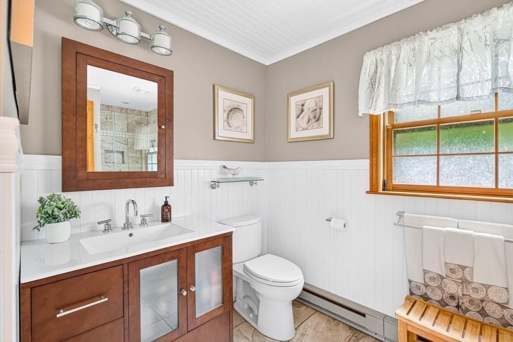 Single Family Residence at 201 Cushman Rd., North Attleboro MA 02760, North Attleboro, photo 10 of 38