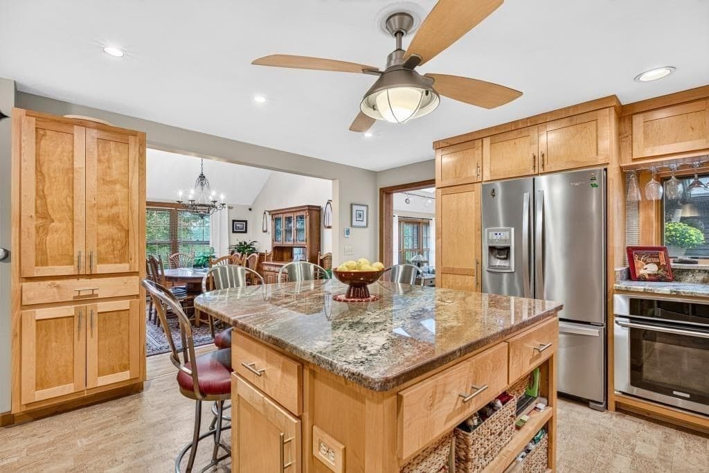 Single Family Residence at 201 Cushman Rd., North Attleboro MA 02760, North Attleboro, photo 4 of 38