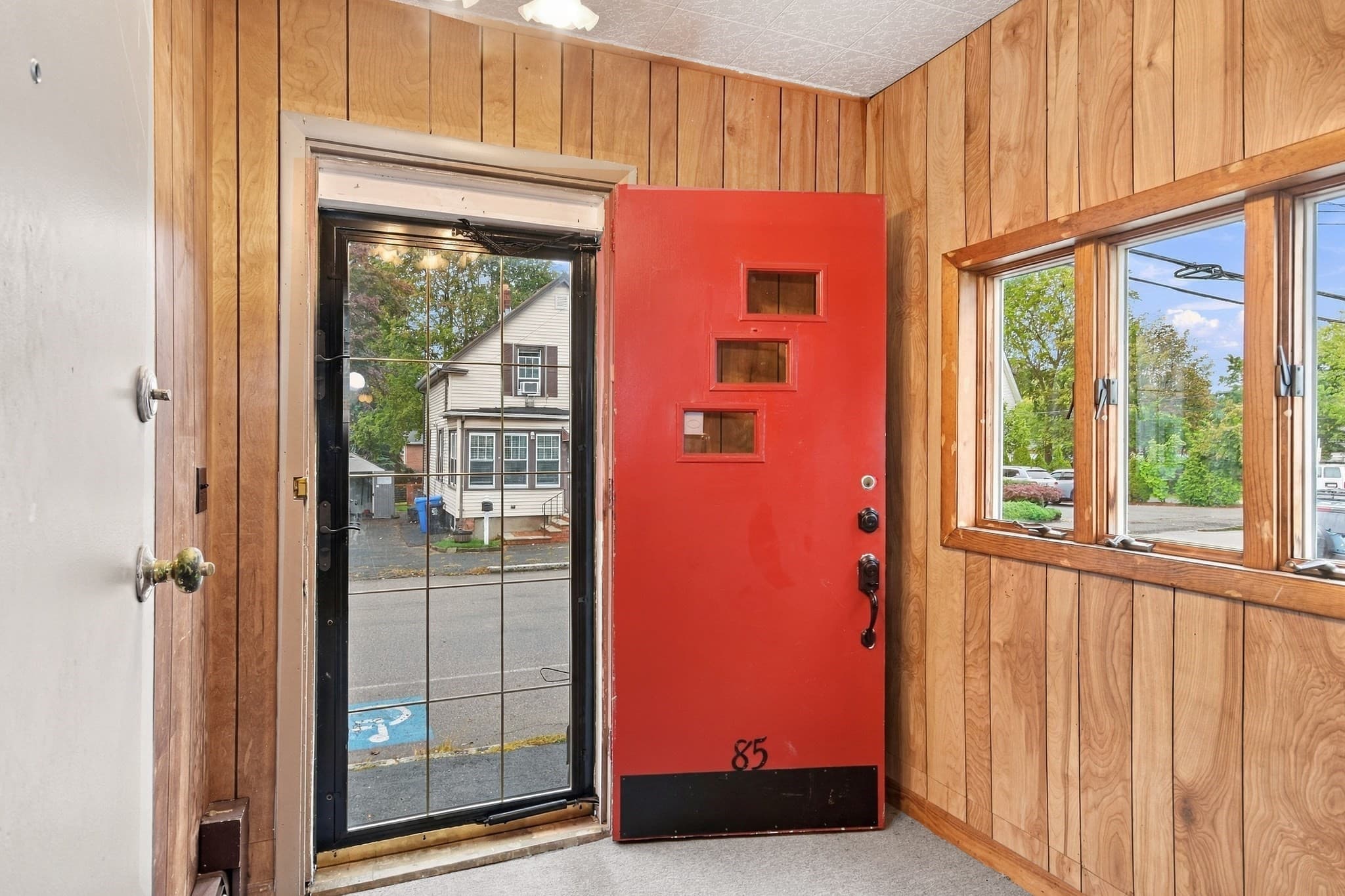 Single Family Residence at 85 Pine St, Swampscott MA 01907, Swampscott, photo 3 of 38