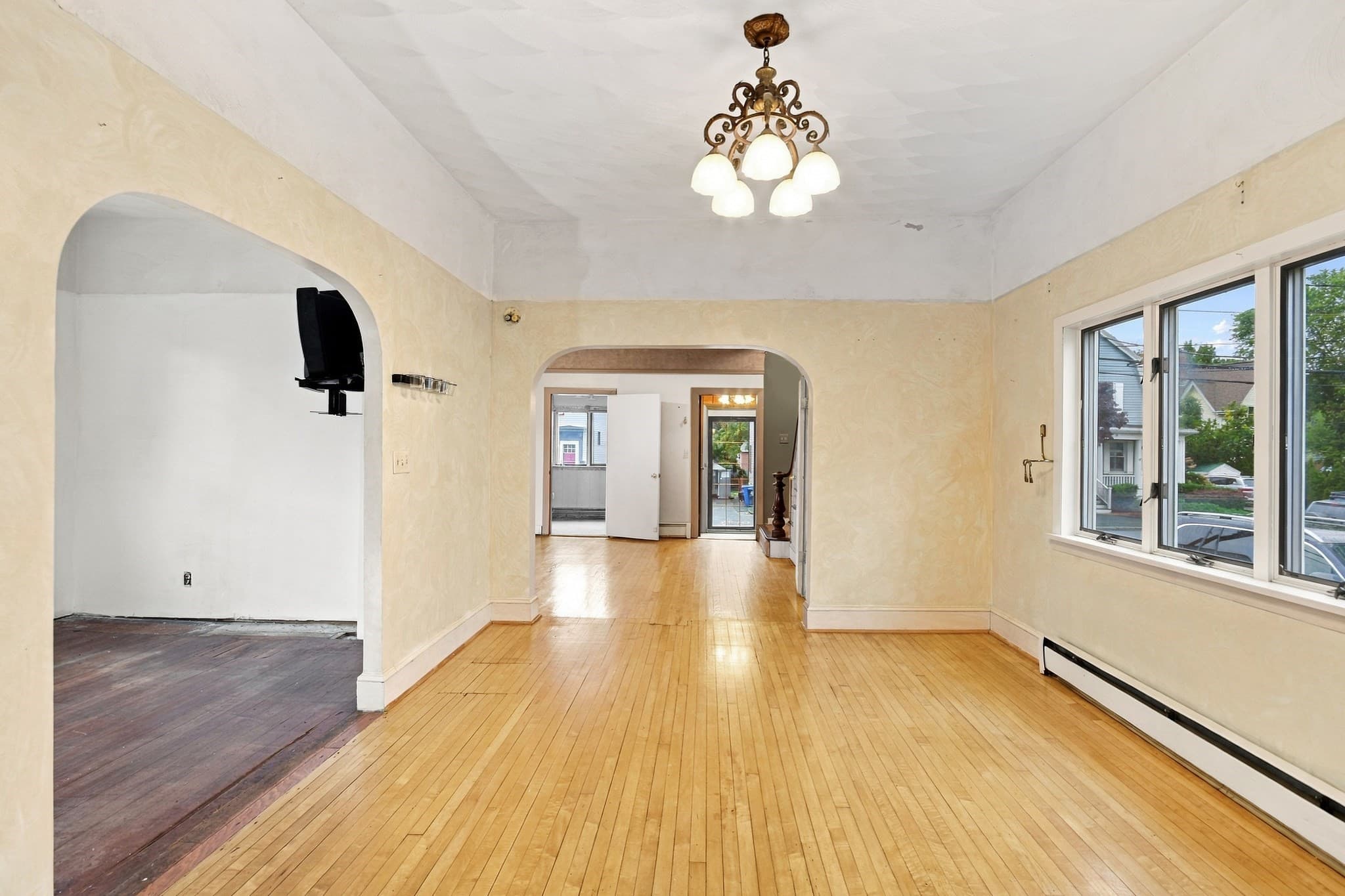Single Family Residence at 85 Pine St, Swampscott MA 01907, Swampscott, photo 9 of 38