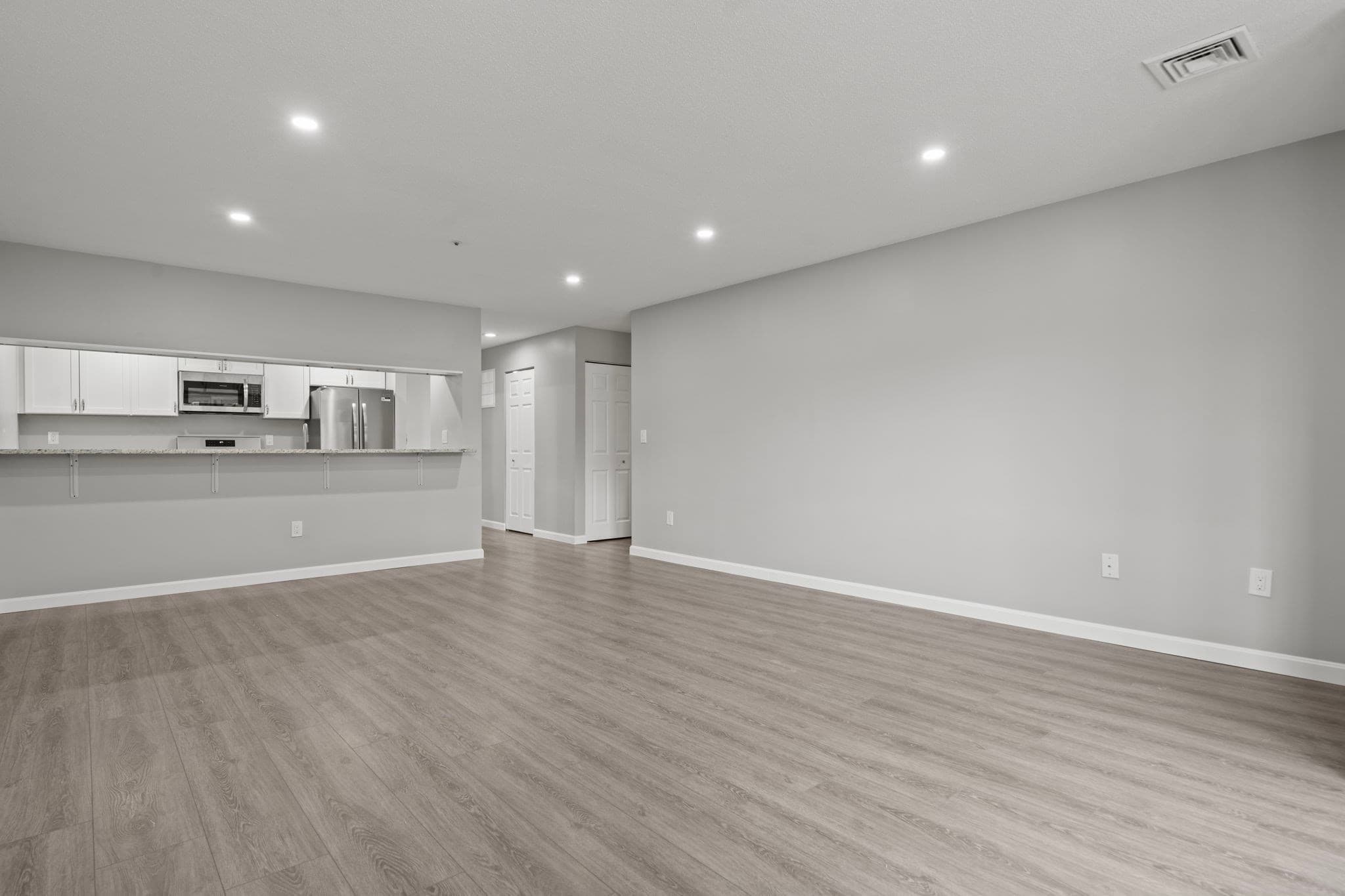 Condominium at 148 Main St # C439, North Andover MA 01845, North Andover, photo 13 of 41
