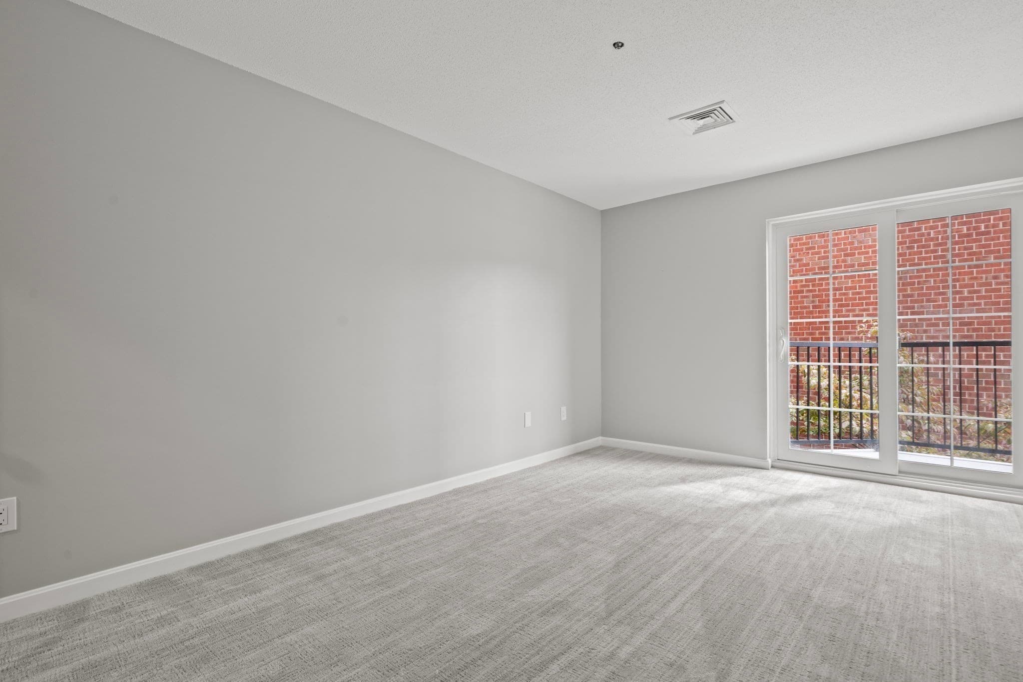 Condominium at 148 Main St # C439, North Andover MA 01845, North Andover, photo 17 of 41