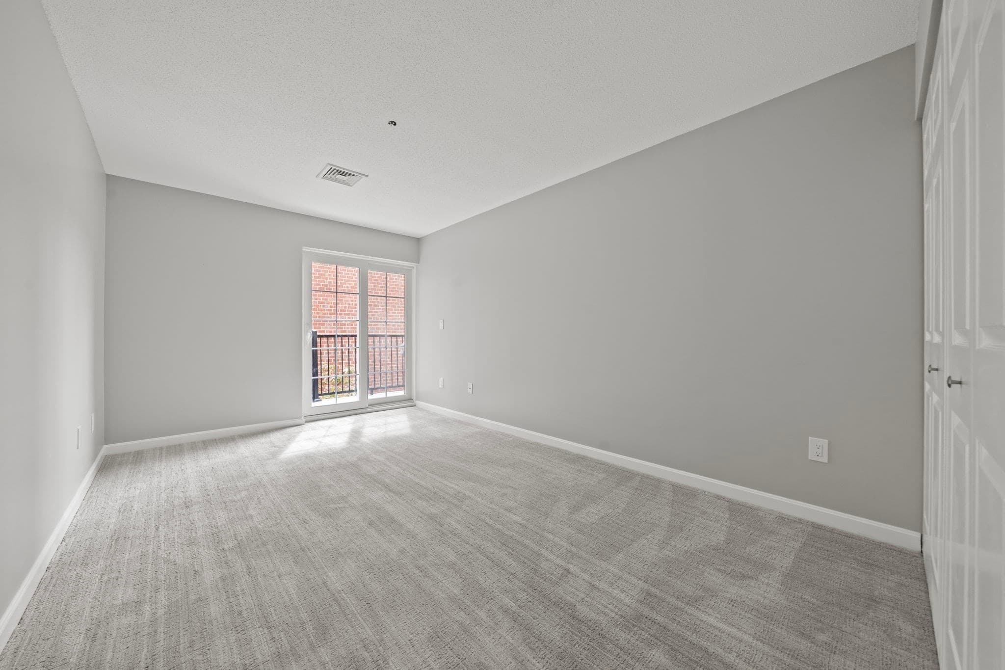 Condominium at 148 Main St # C439, North Andover MA 01845, North Andover, photo 16 of 41