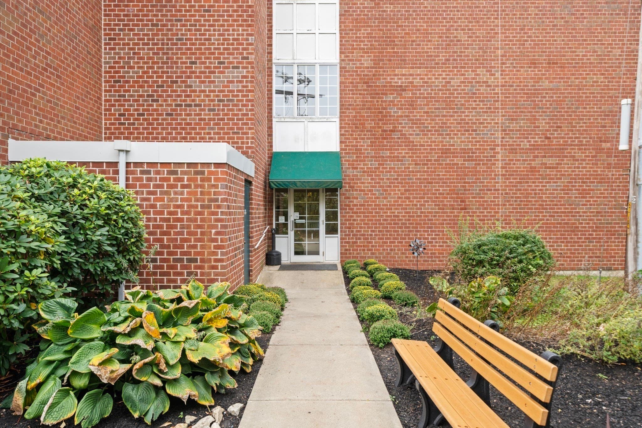 Condominium at 148 Main St # C439, North Andover MA 01845, North Andover, photo 3 of 41