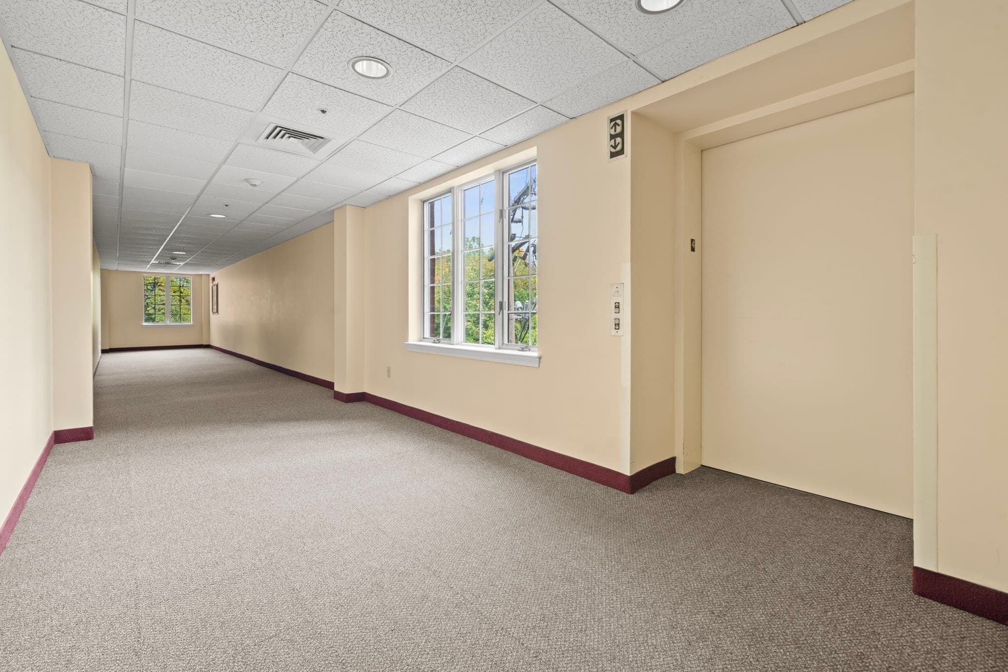 Condominium at 148 Main St # C439, North Andover MA 01845, North Andover, photo 31 of 41