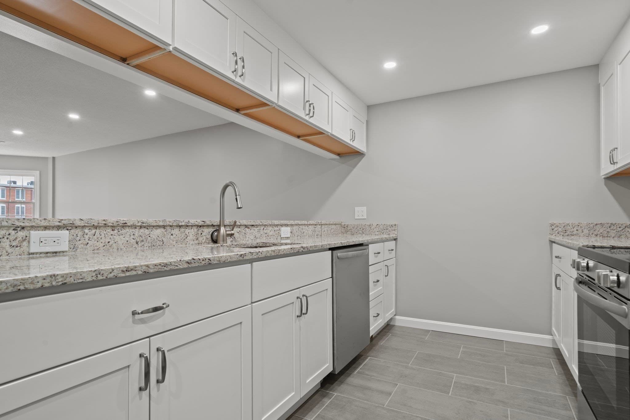 Condominium at 148 Main St # C439, North Andover MA 01845, North Andover, photo 8 of 41