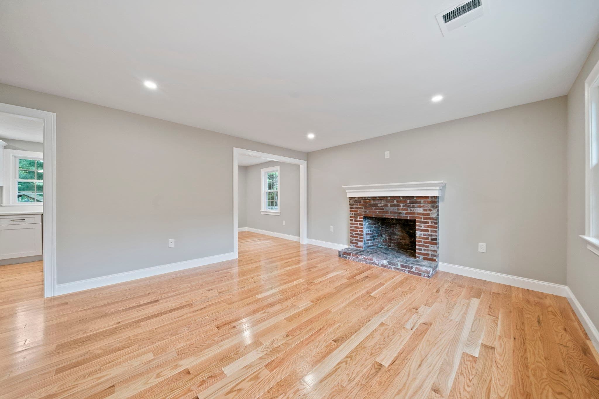 Single Family Residence at 3 Taylor Point Road, Pembroke MA 02359, Pembroke, photo 12 of 38