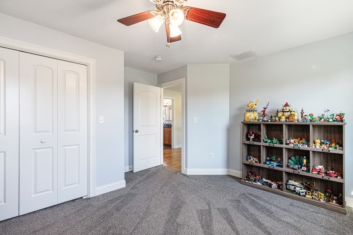 Single Family Residence at 18 Blue Grass Circle, Taunton MA 02780, Taunton, photo 26 of 41