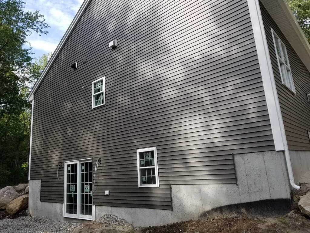 Single Family Residence at 14 Kettle Hill Rd, Uxbridge MA 01569, Uxbridge, photo 3 of 15
