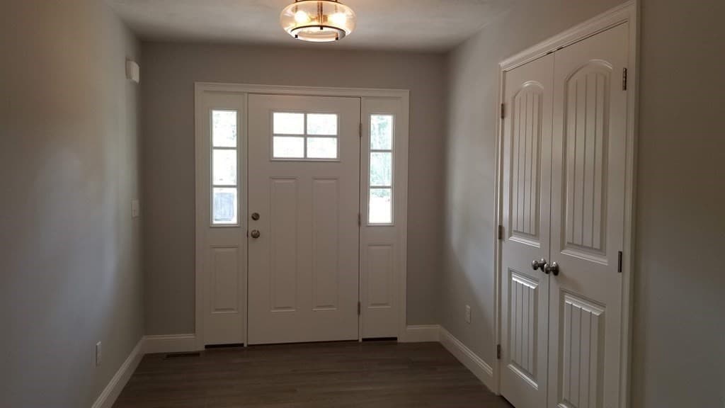 Single Family Residence at 14 Kettle Hill Rd, Uxbridge MA 01569, Uxbridge, photo 8 of 15