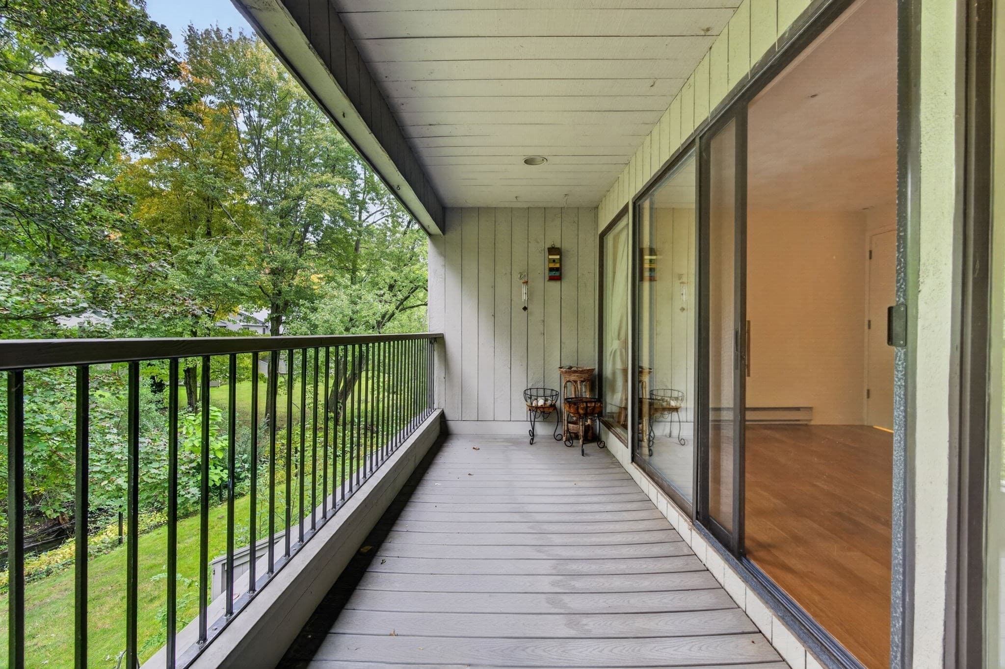 Condominium at 22 Mill Pond # 22, North Andover MA 01845, North Andover, photo 16 of 36