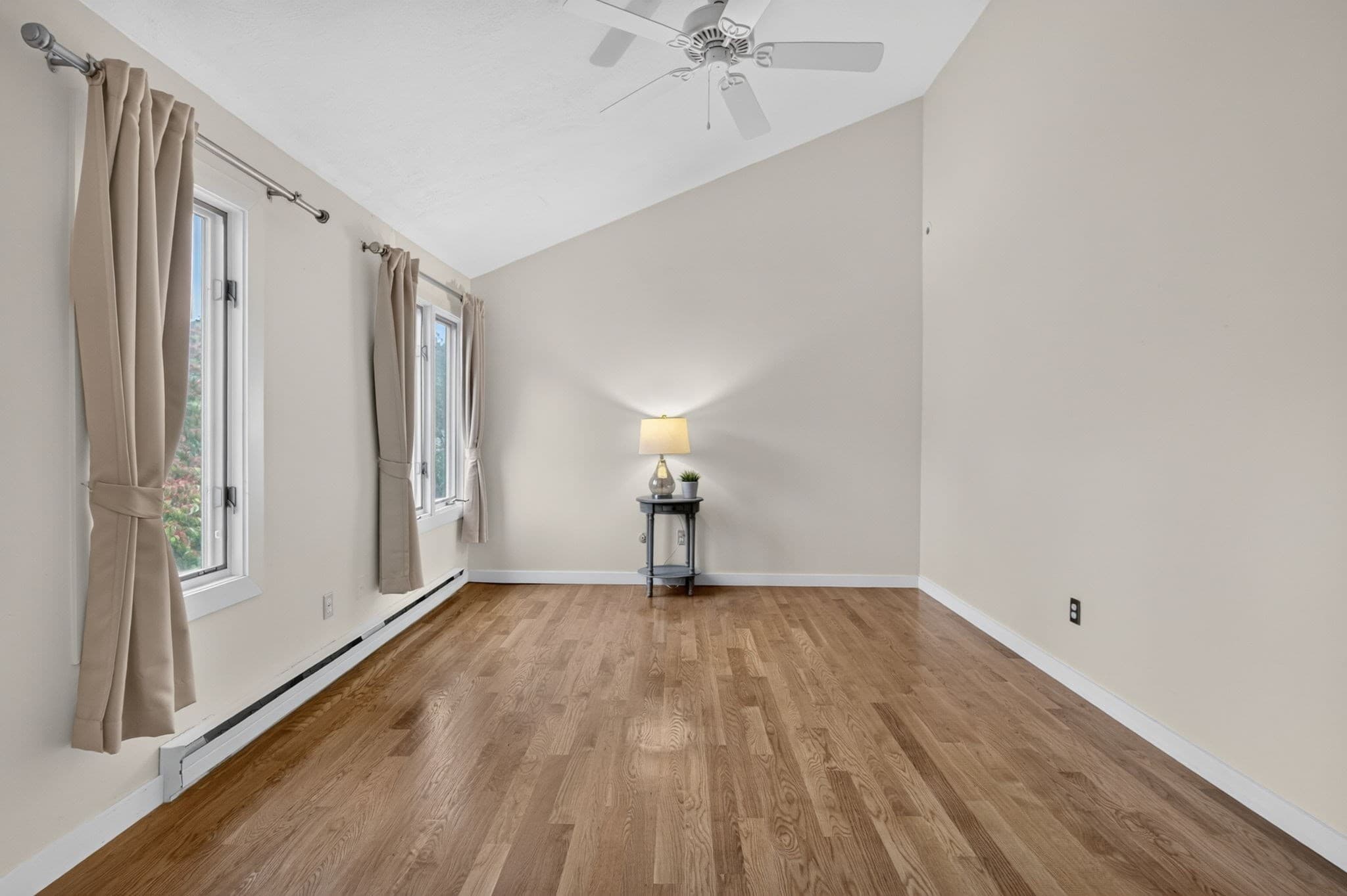 Condominium at 22 Mill Pond # 22, North Andover MA 01845, North Andover, photo 18 of 36