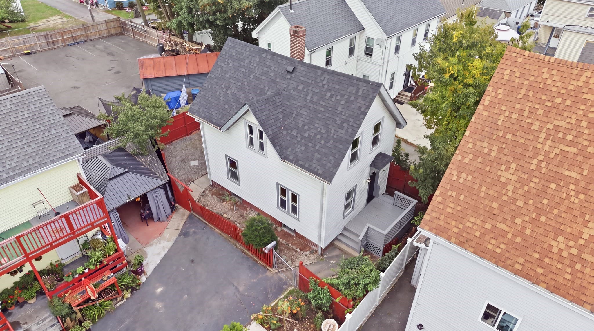 Single Family Residence at 221 Chatham St, Lynn MA 01902, Lynn, photo 13 of 15
