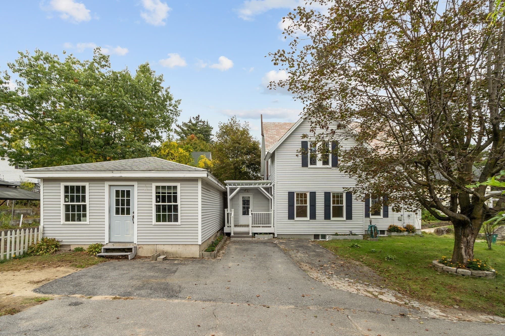 Single Family Residence at 103 Walton St, Fitchburg MA 01420, Fitchburg, photo 2 of 39