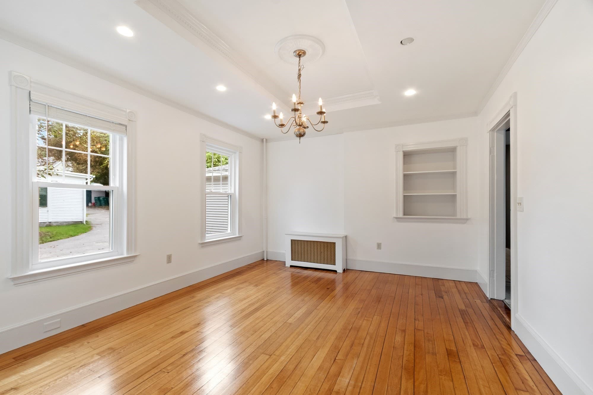 Single Family Residence at 103 Walton St, Fitchburg MA 01420, Fitchburg, photo 12 of 39