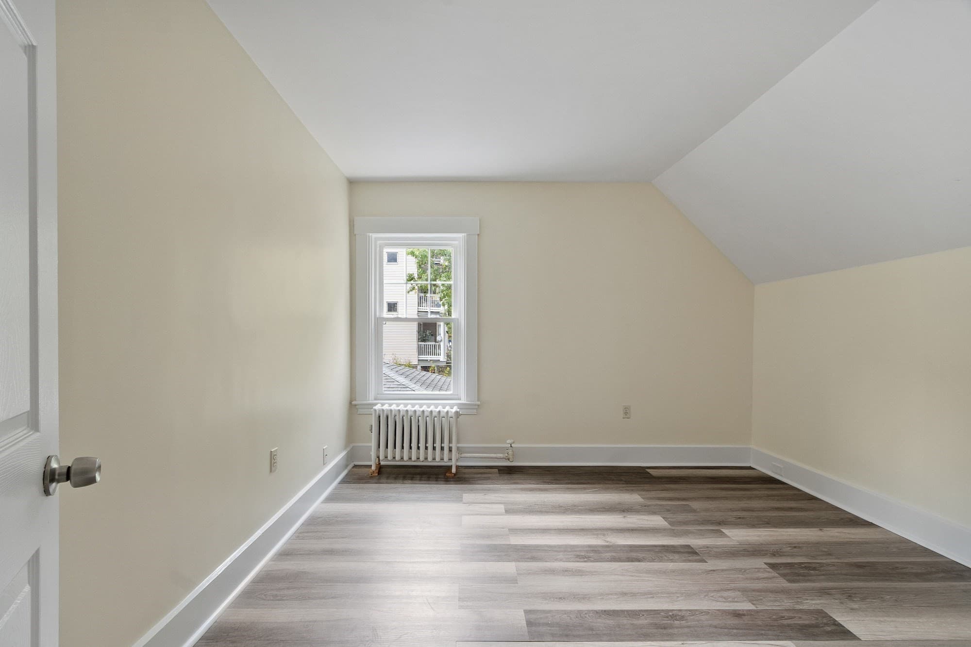 Single Family Residence at 103 Walton St, Fitchburg MA 01420, Fitchburg, photo 18 of 39