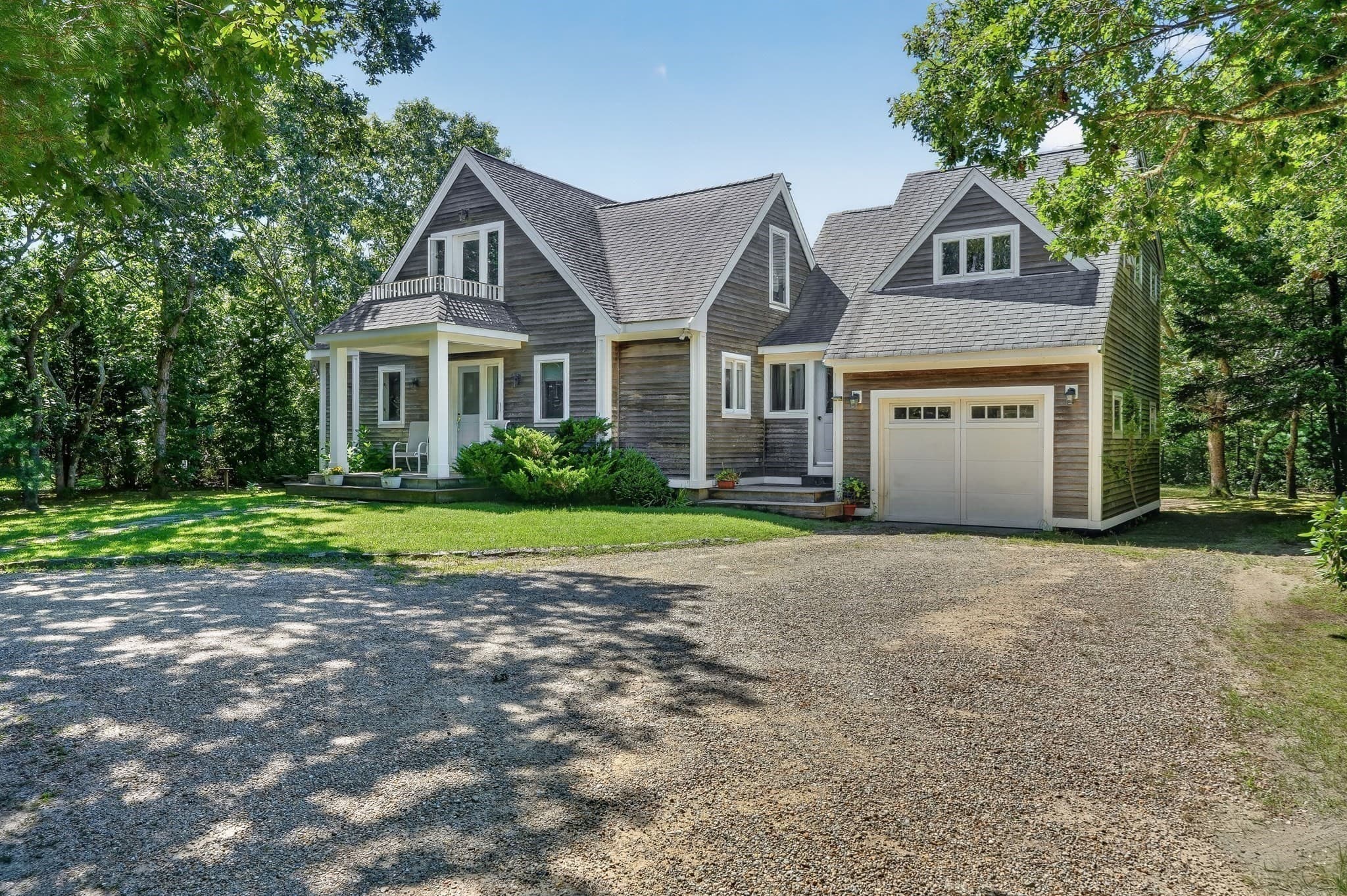 Single Family Residence at 42 Bold Meadow Road, Edgartown MA 02539, Edgartown, photo 3 of 41