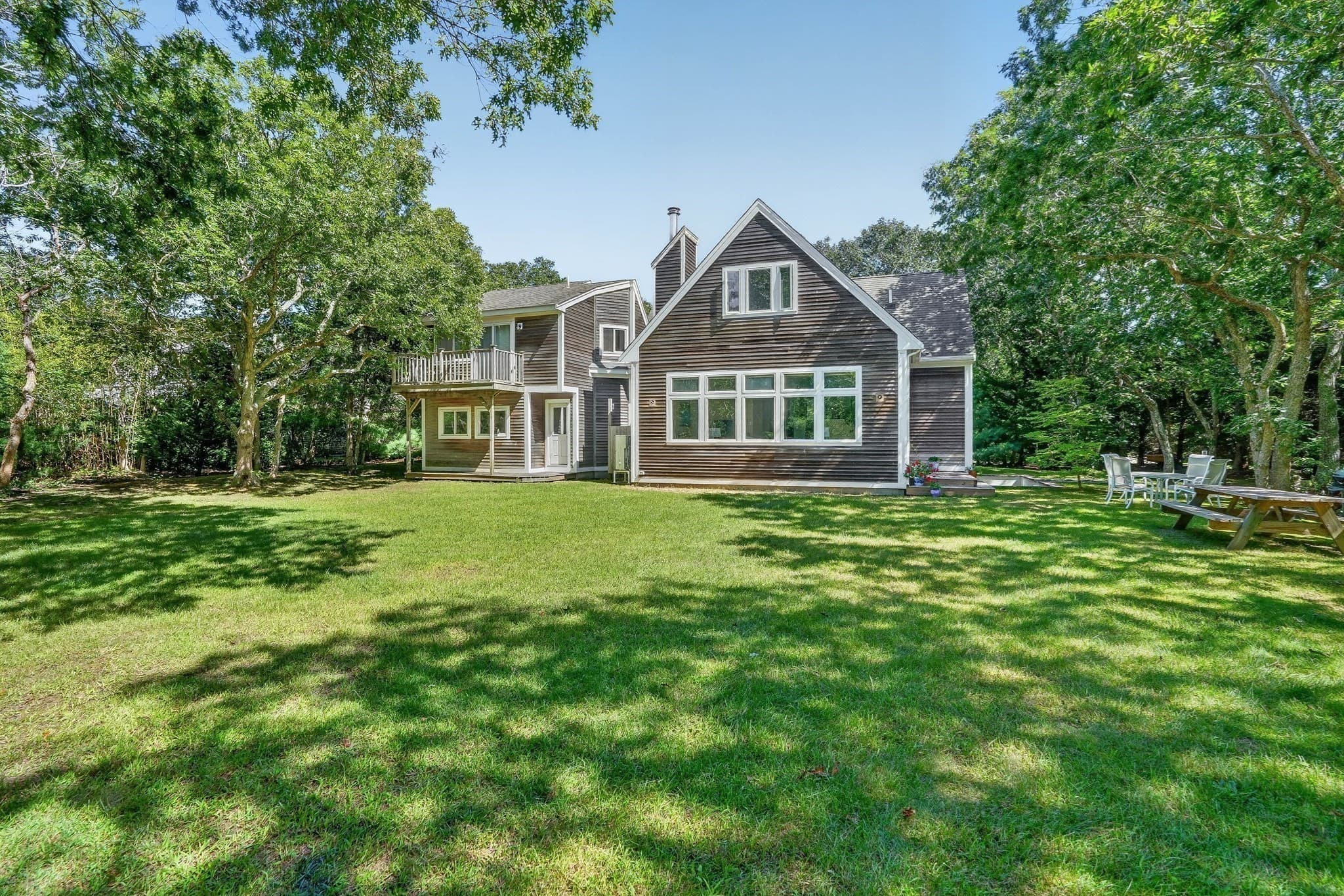 Single Family Residence at 42 Bold Meadow Road, Edgartown MA 02539, Edgartown, photo 5 of 41