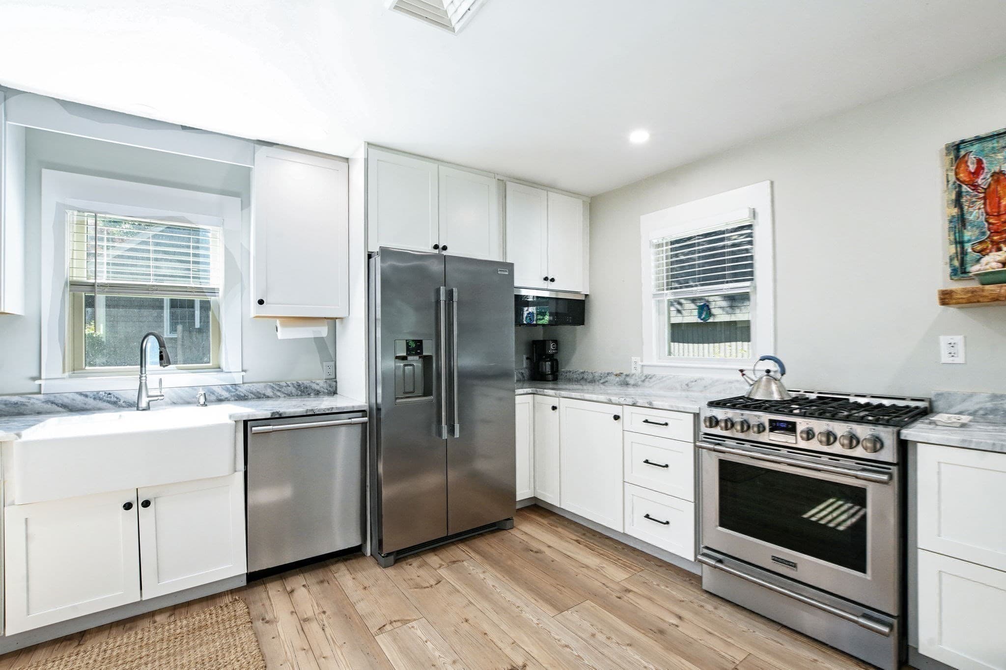 Single Family Residence at 14 Amvets Ave, Falmouth MA 02540, Falmouth, photo 8 of 30