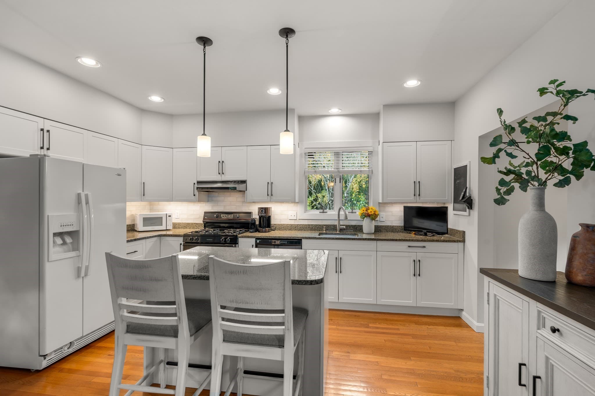 Single Family Residence at 38 Hawthorne Rd, Wayland MA 01778, Wayland, photo 10 of 34