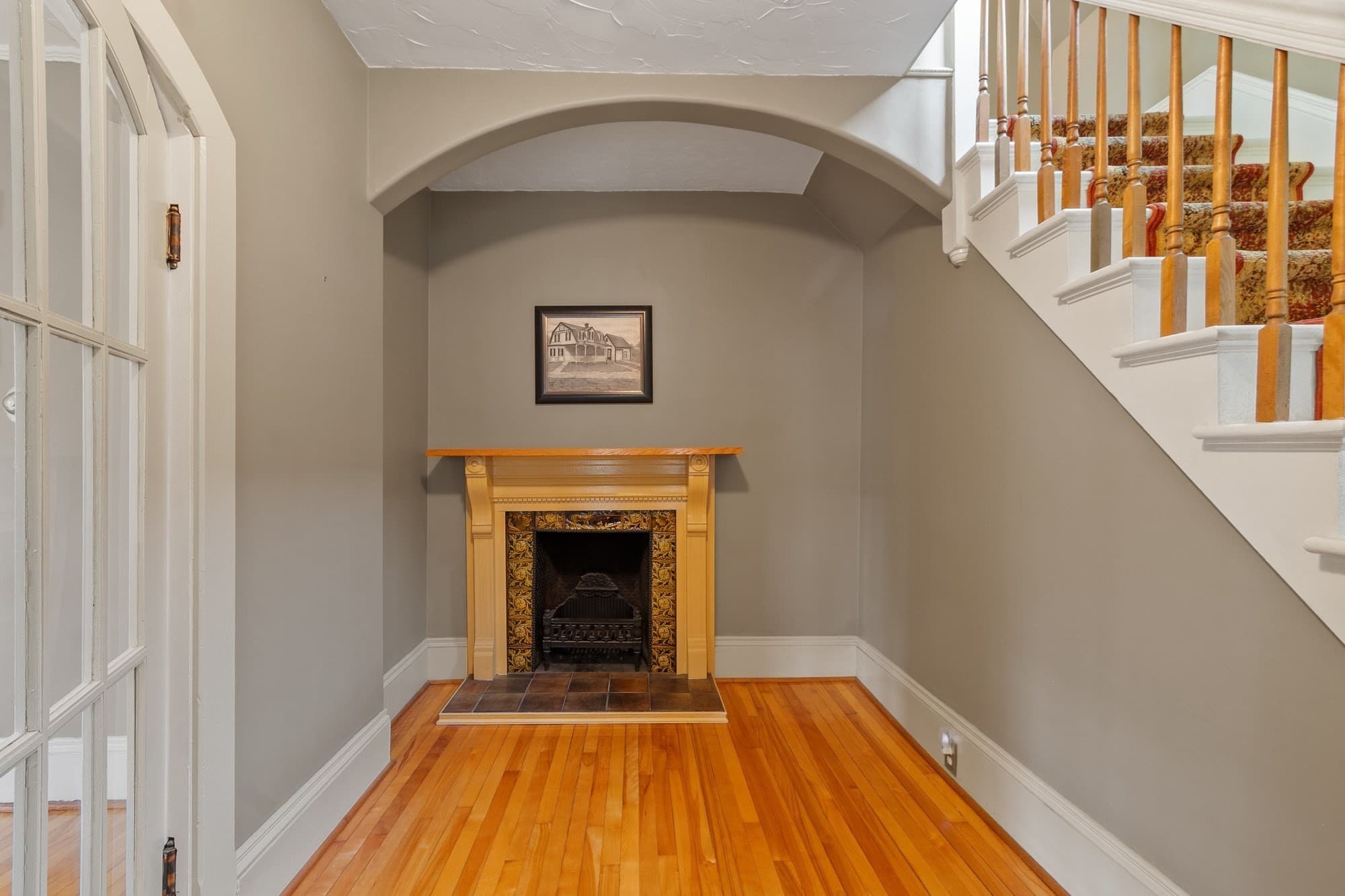 Single Family Residence at 525 North St, Fitchburg MA 01420, Fitchburg, photo 5 of 42