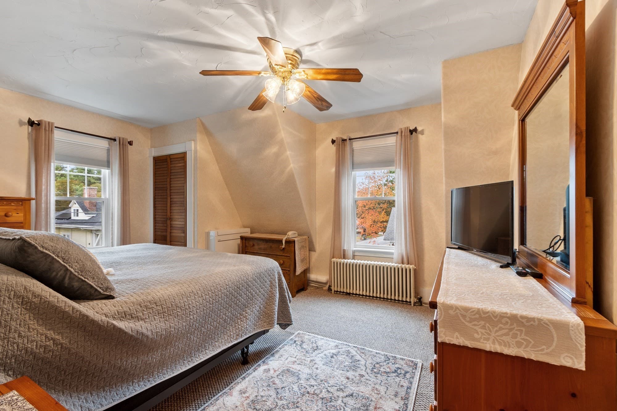 Single Family Residence at 525 North St, Fitchburg MA 01420, Fitchburg, photo 30 of 42
