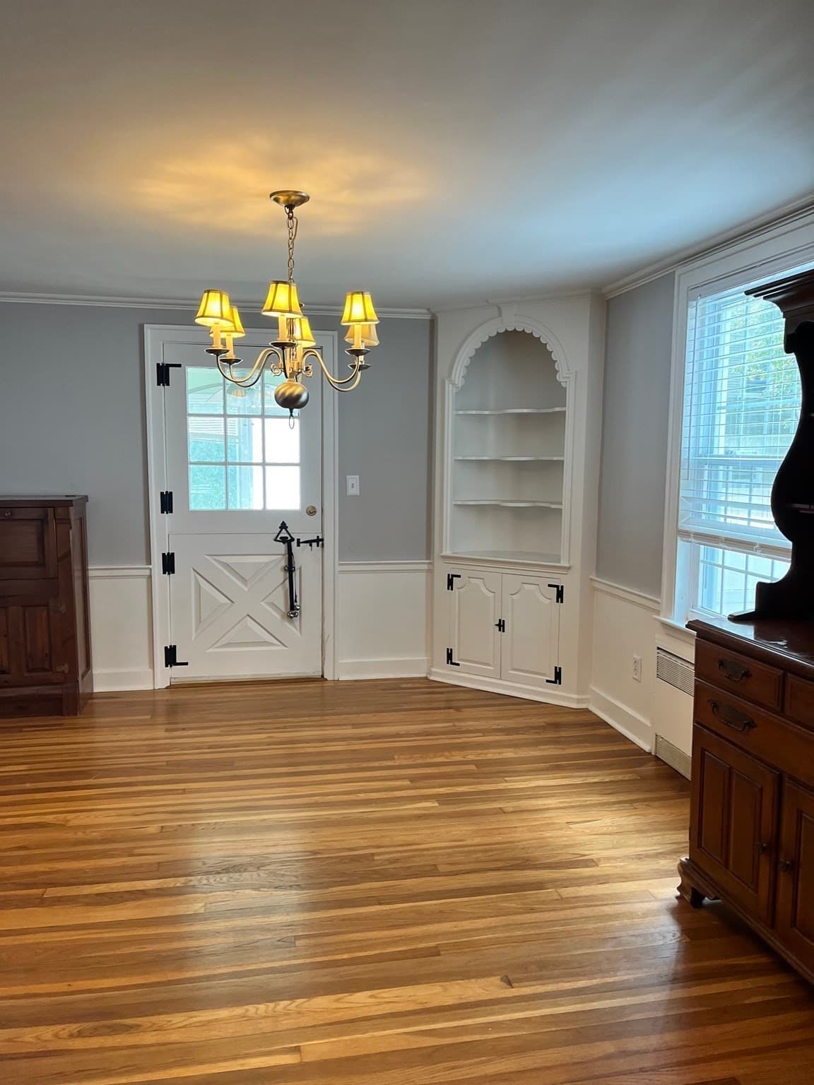 Single Family Residence at 412 Arnold St, New Bedford MA 02740, New Bedford, photo 9 of 42