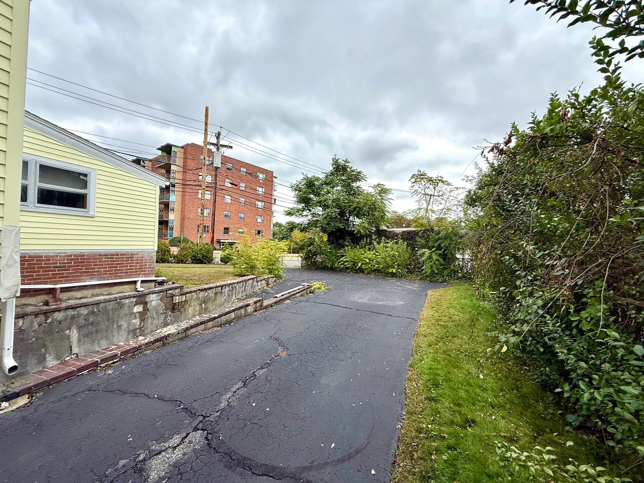 Single Family Residence at 19 Brookdale Rd, Arlington MA 02474, Arlington, photo 10 of 18