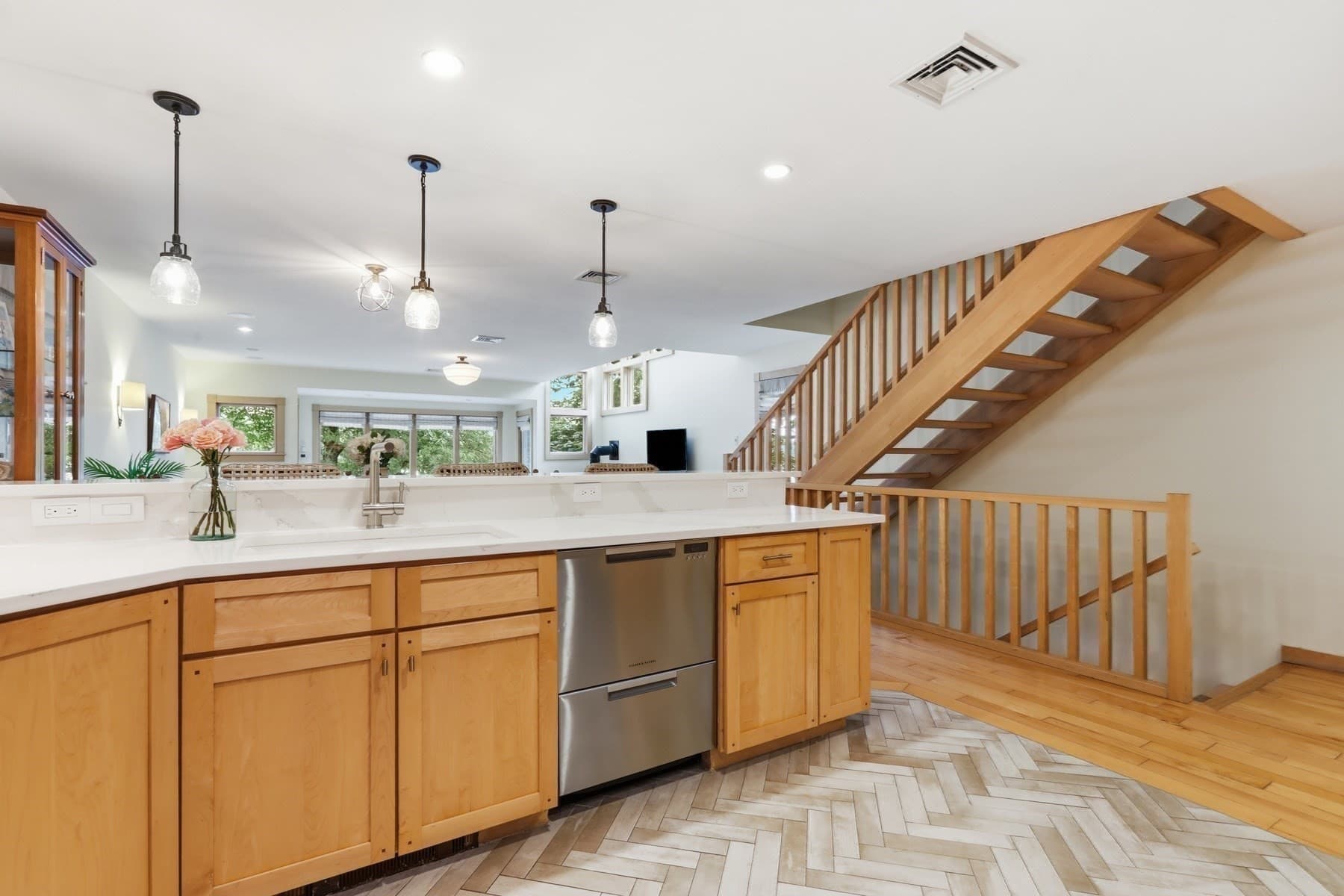Single Family Residence at 89 Dunstable, Westford MA 01886, Westford, photo 7 of 39