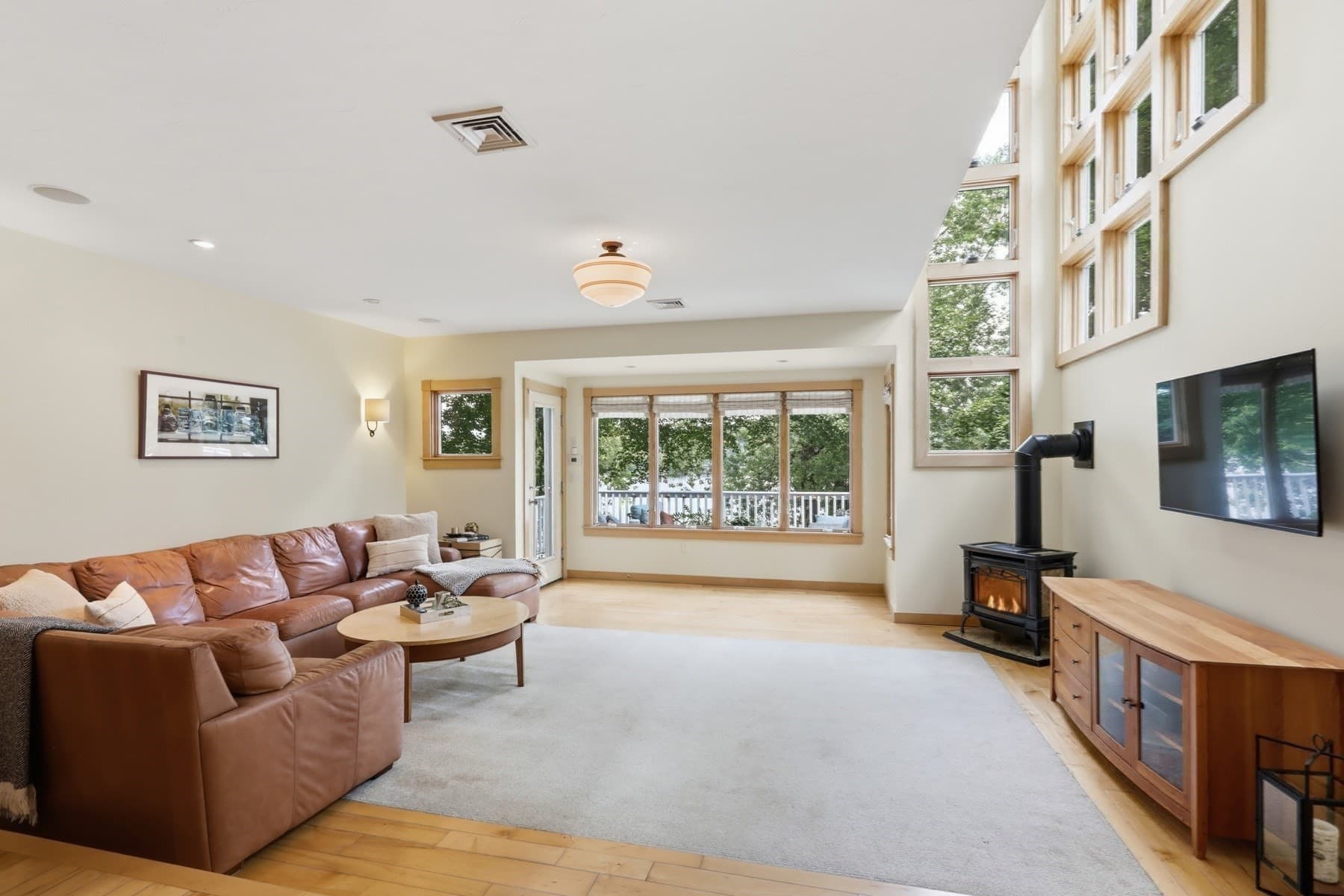 Single Family Residence at 89 Dunstable, Westford MA 01886, Westford, photo 9 of 39