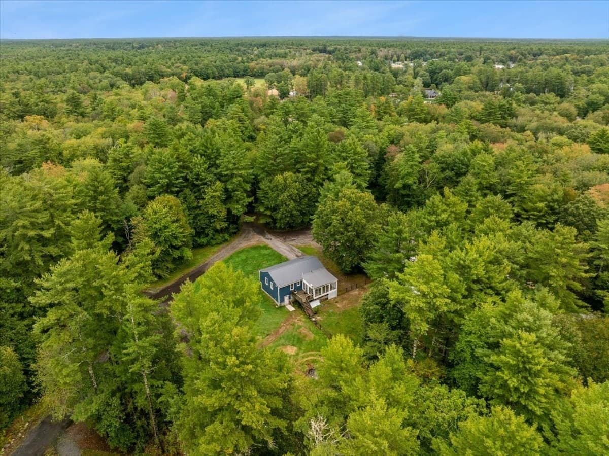 Single Family Residence at 49 Benson St, Middleboro MA 02346, Middleboro, photo 3 of 26