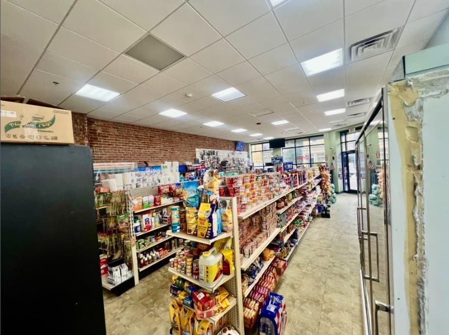 655 Saratoga, Boston MA 02128