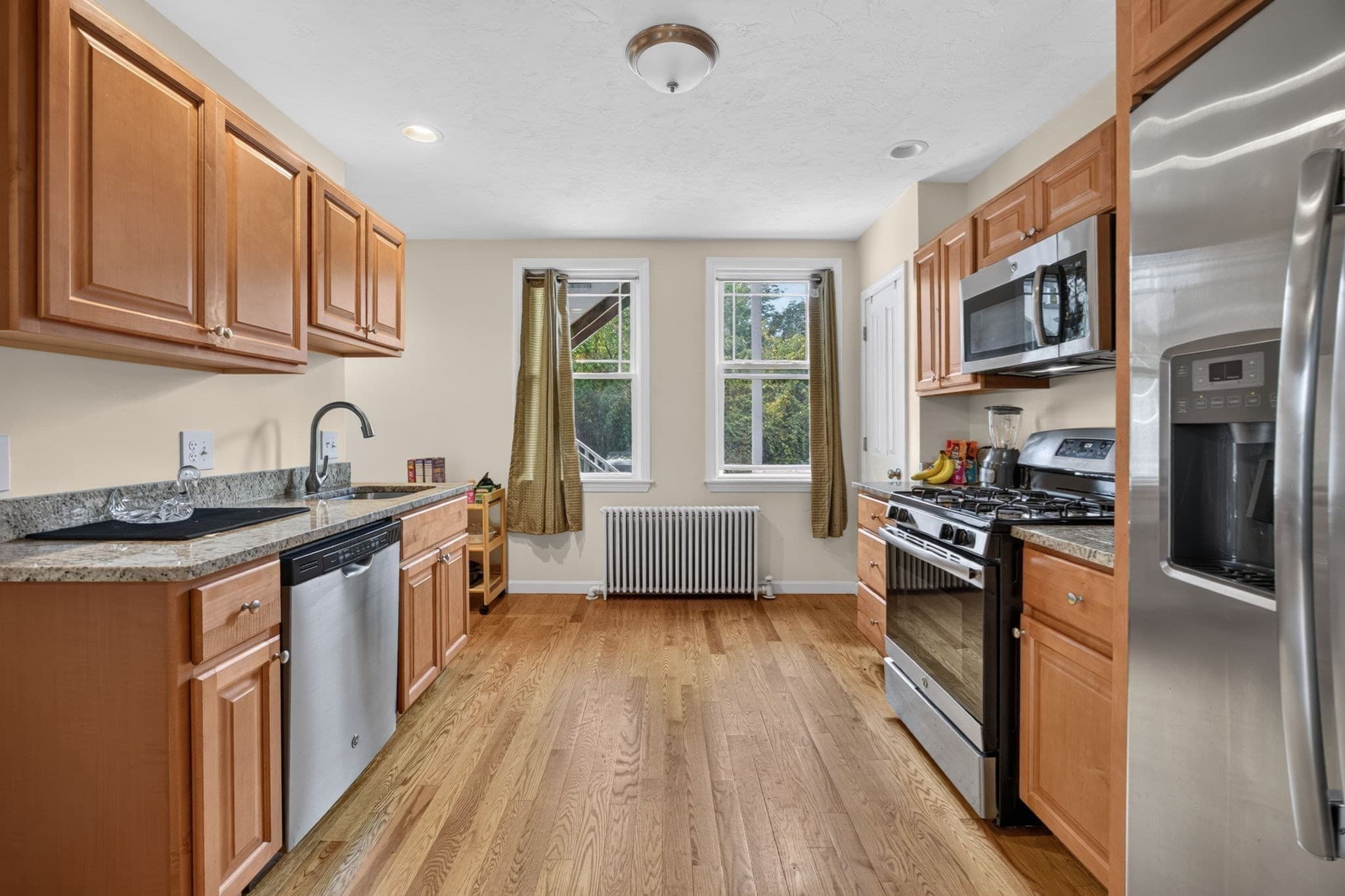 Condominium at 20-A Chadwick St # 20A, Haverhill MA 01835, Haverhill, photo 13 of 34