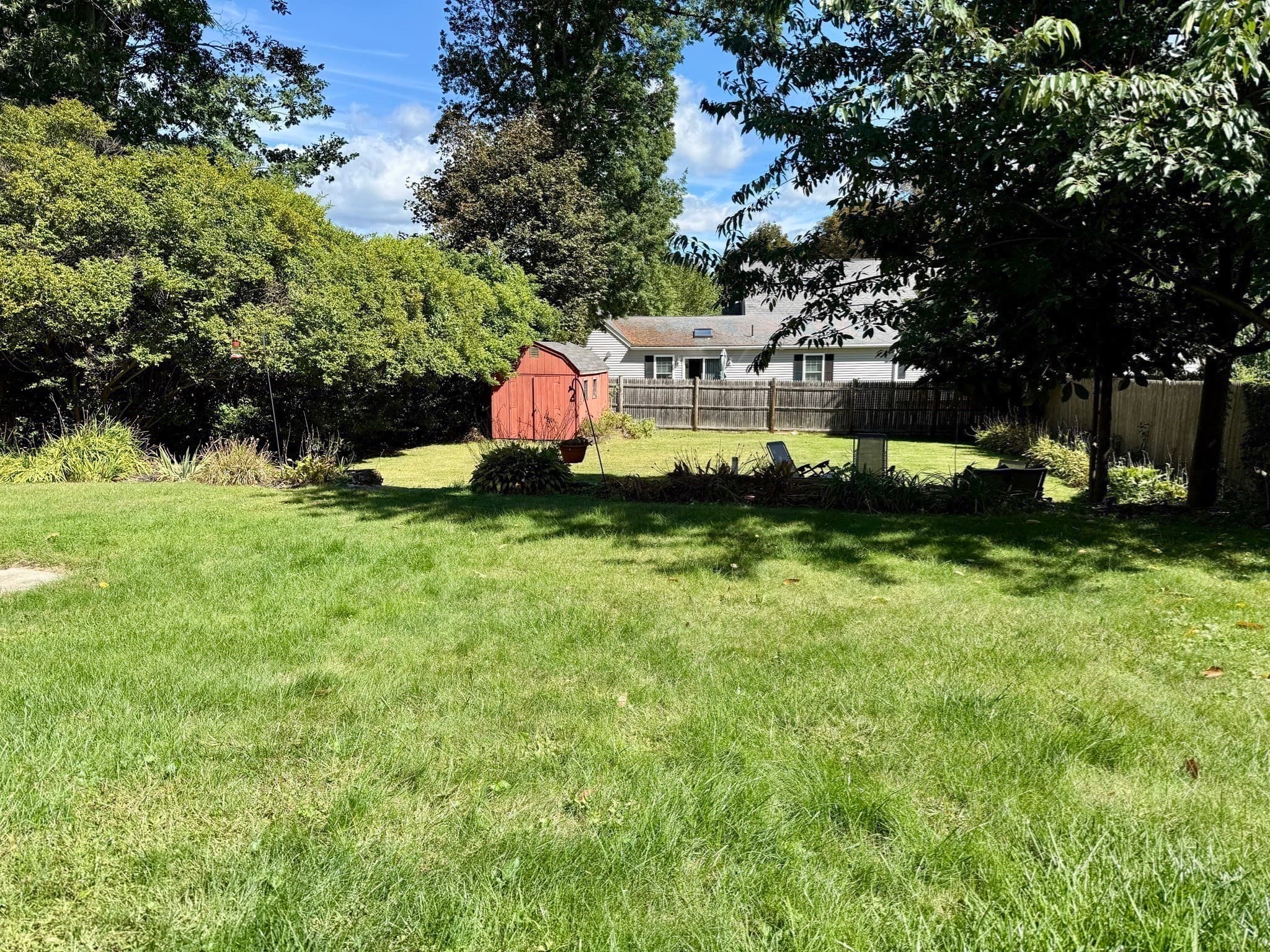 Single Family Residence at 18 Blue Bell Road, Worcester MA 01606, Worcester, photo 15 of 37