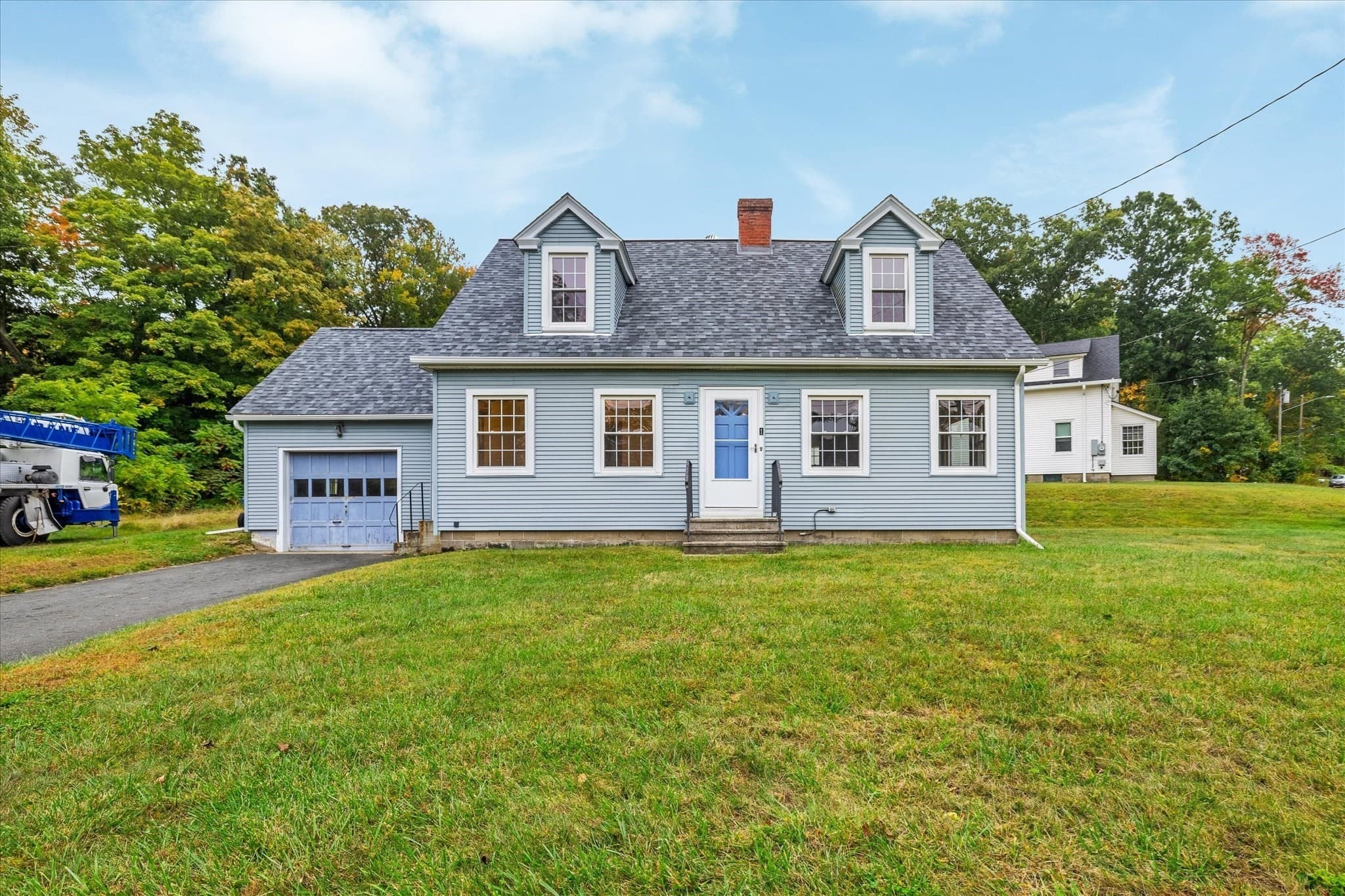 1 Pleasant St, Erving MA 01344