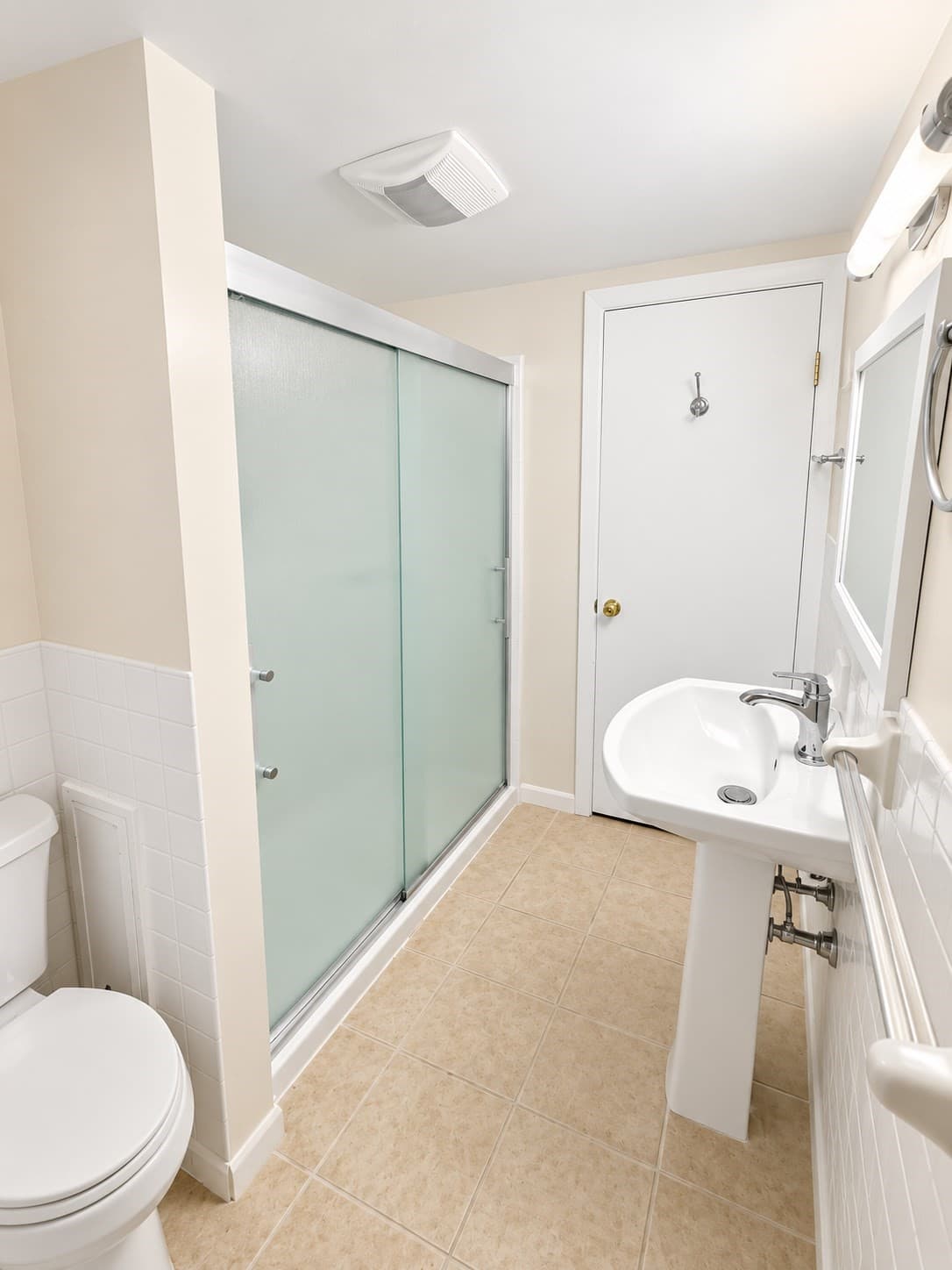 Condominium at 91 Elm St # 1, Uxbridge MA 01569, Uxbridge, photo 13 of 13