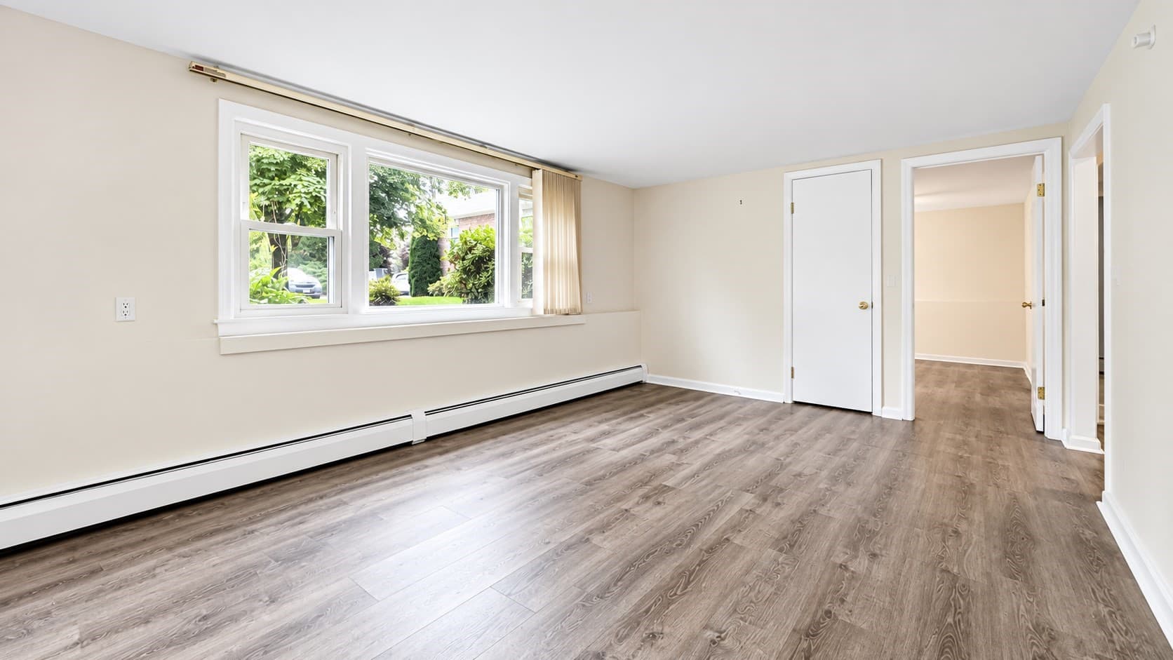 Condominium at 91 Elm St # 1, Uxbridge MA 01569, Uxbridge, photo 7 of 13