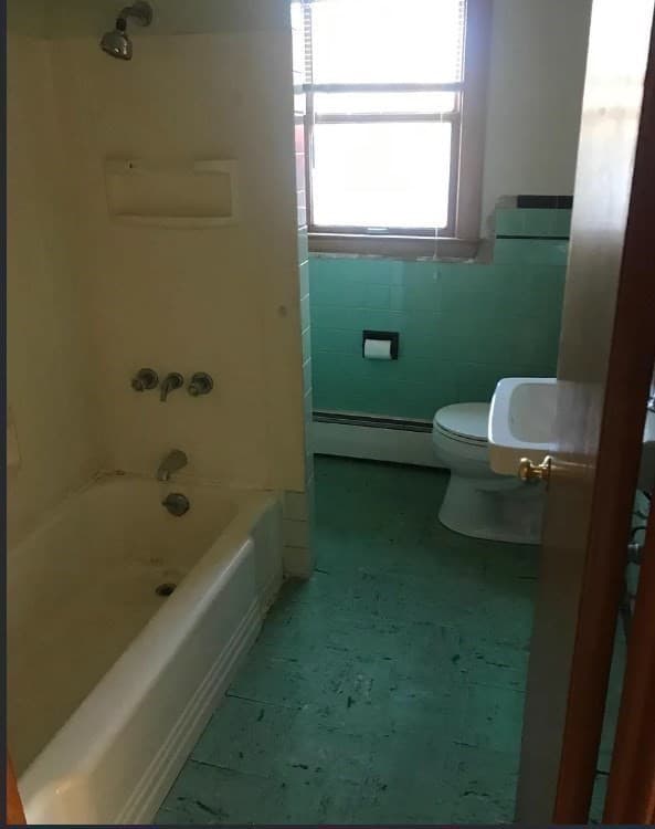 4 Family at 121 Winn Street, Woburn MA 01801, Woburn, photo 13 of 20