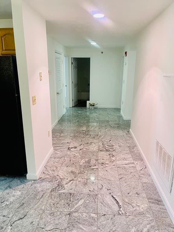 Condominium at 1 Hatfield St # 5, Worcester MA 01604, Worcester, photo 10 of 17