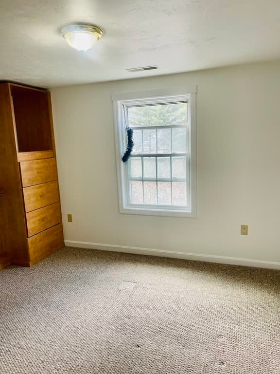 Condominium at 1 Hatfield St # 5, Worcester MA 01604, Worcester, photo 8 of 17