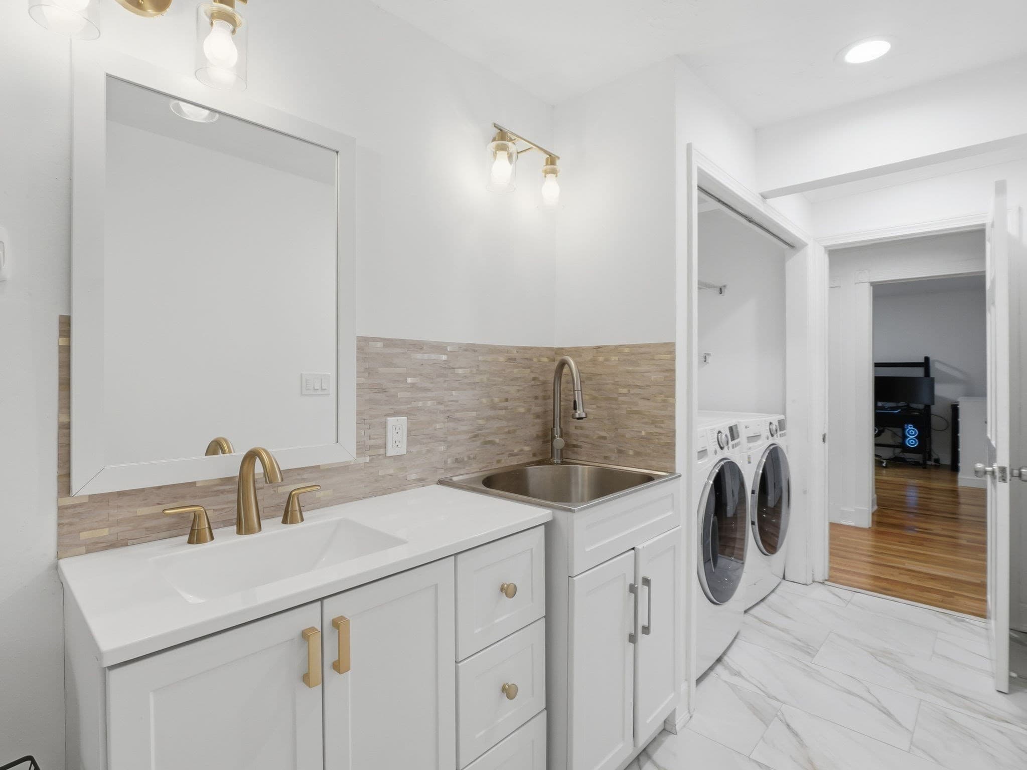 Single Family Residence at 84 City Depot Rd, Charlton MA 01507, Charlton, photo 10 of 36