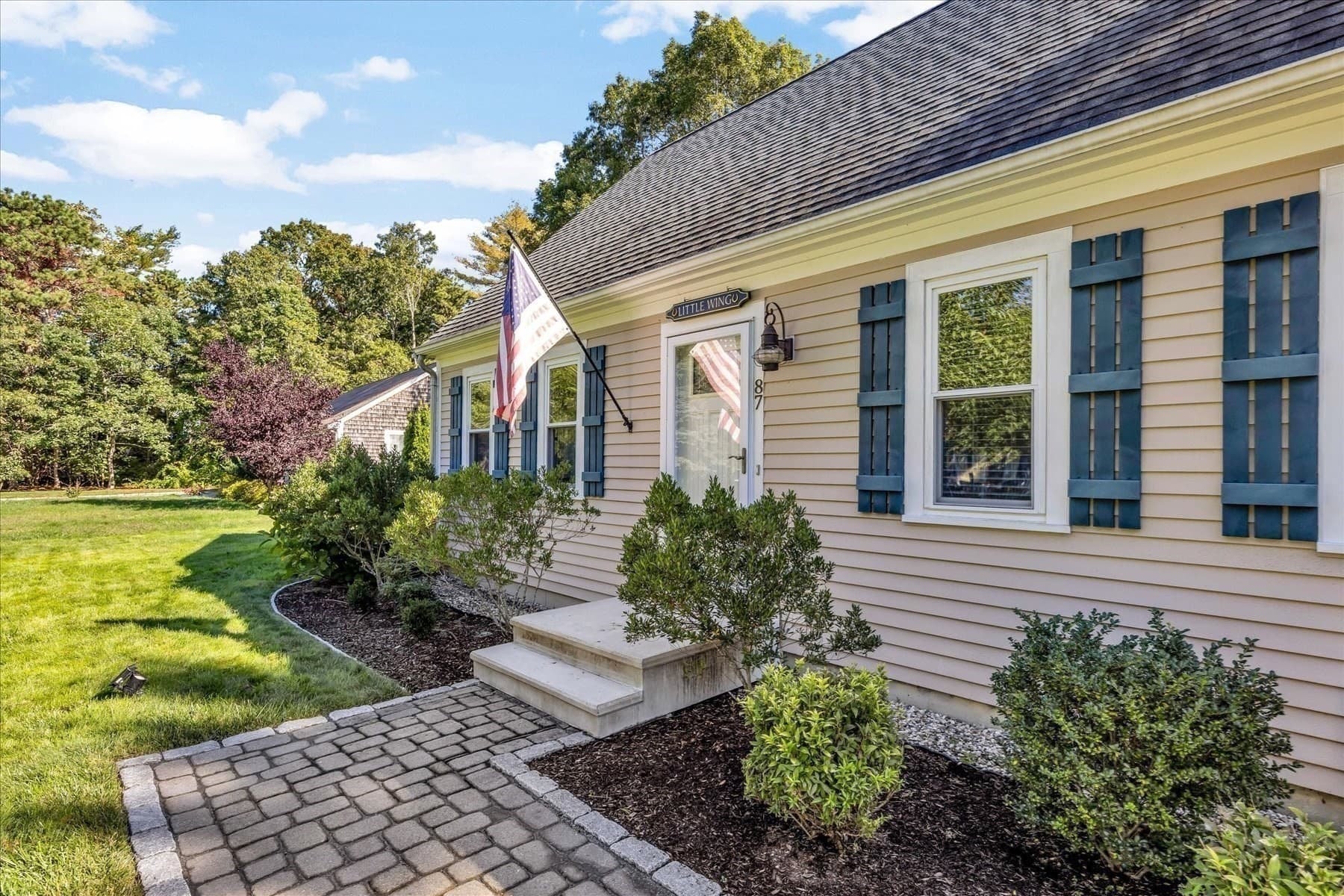 Single Family Residence at 87 Seabrook Dr, Falmouth MA 02536, photo 5 of 35