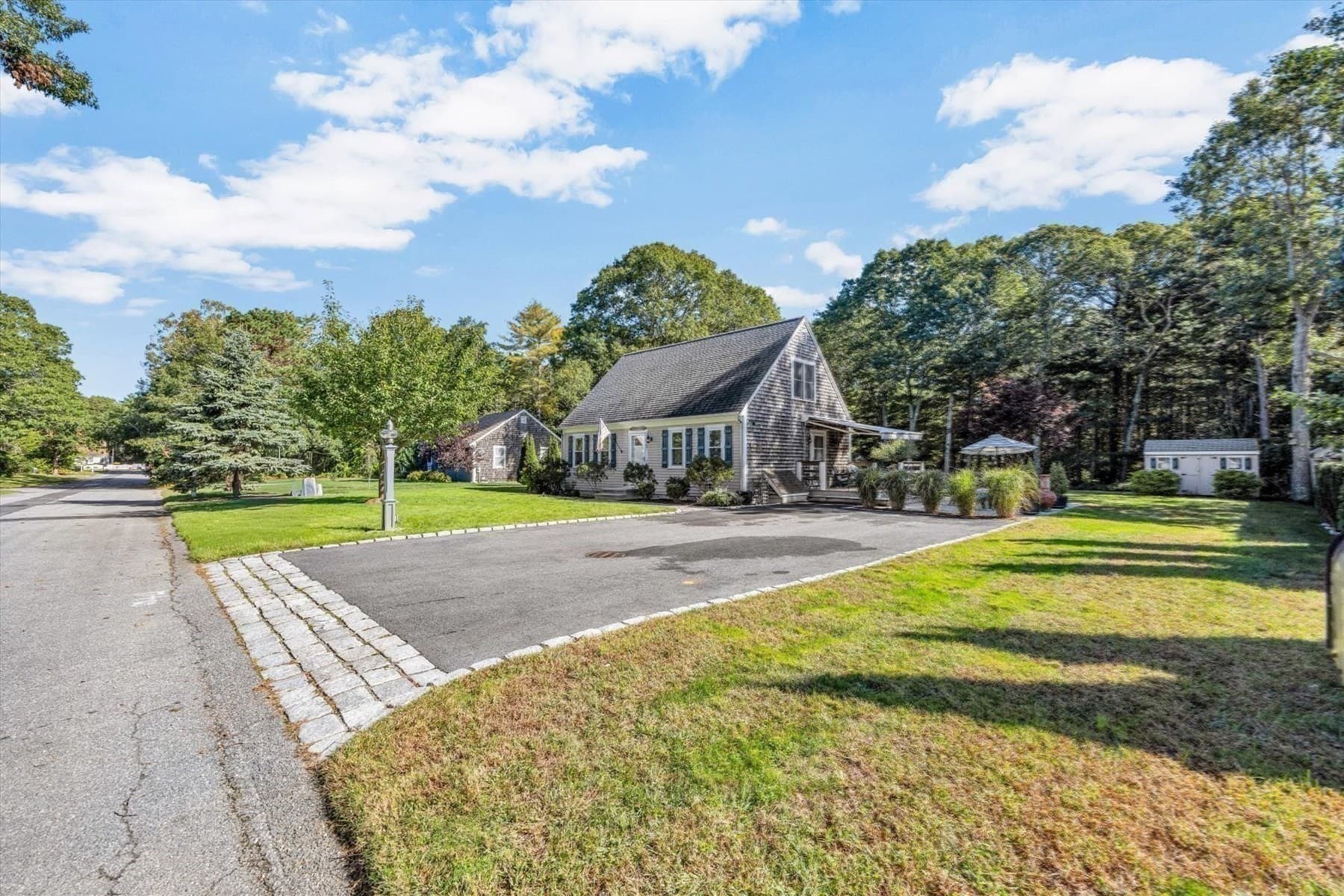 Single Family Residence at 87 Seabrook Dr, Falmouth MA 02536, photo 34 of 35