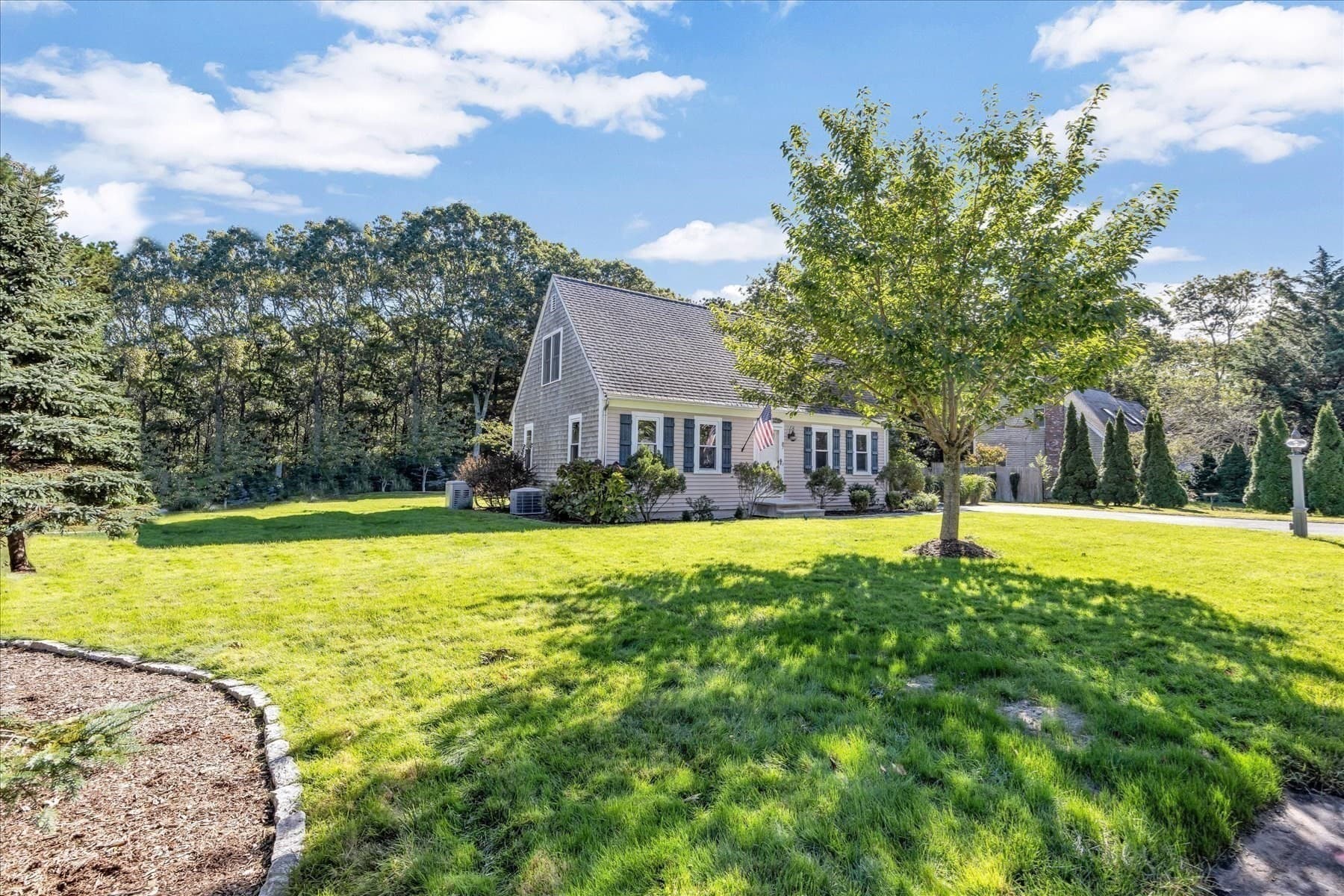 Single Family Residence at 87 Seabrook Dr, Falmouth MA 02536, photo 4 of 35