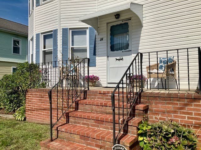 2 Family - 2 Units Up/Down at 24 Dover St., Fairhaven MA 02719, Fairhaven, photo 3 of 23