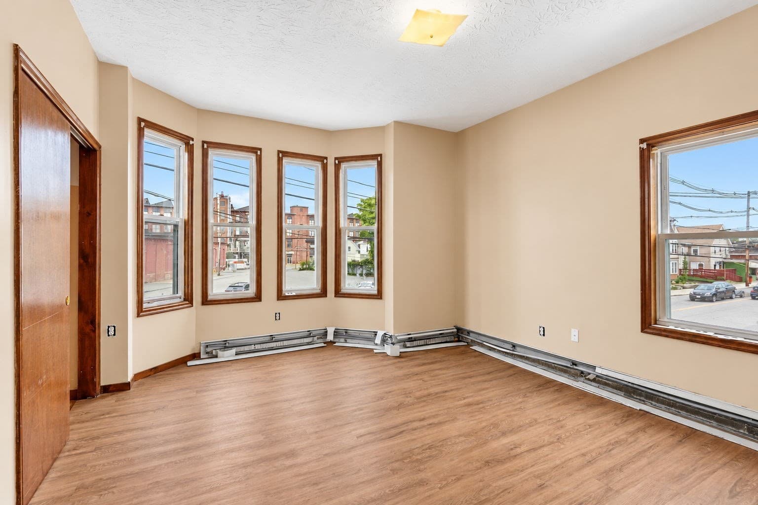 3 Family - 3 Units Up/Down at 46 Manchester, Lawrence MA 01841, Lawrence, photo 27 of 42